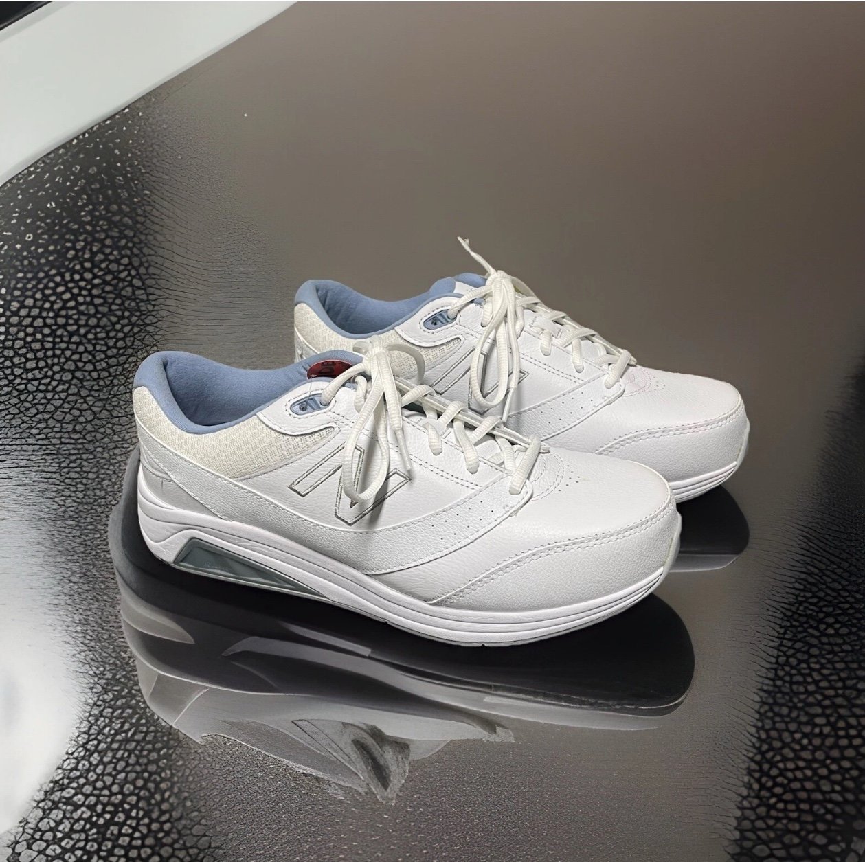 New Balance 928v3 WW928WB3 Women's Extra Wide Leather Walking Shoes Size 11 (4E)