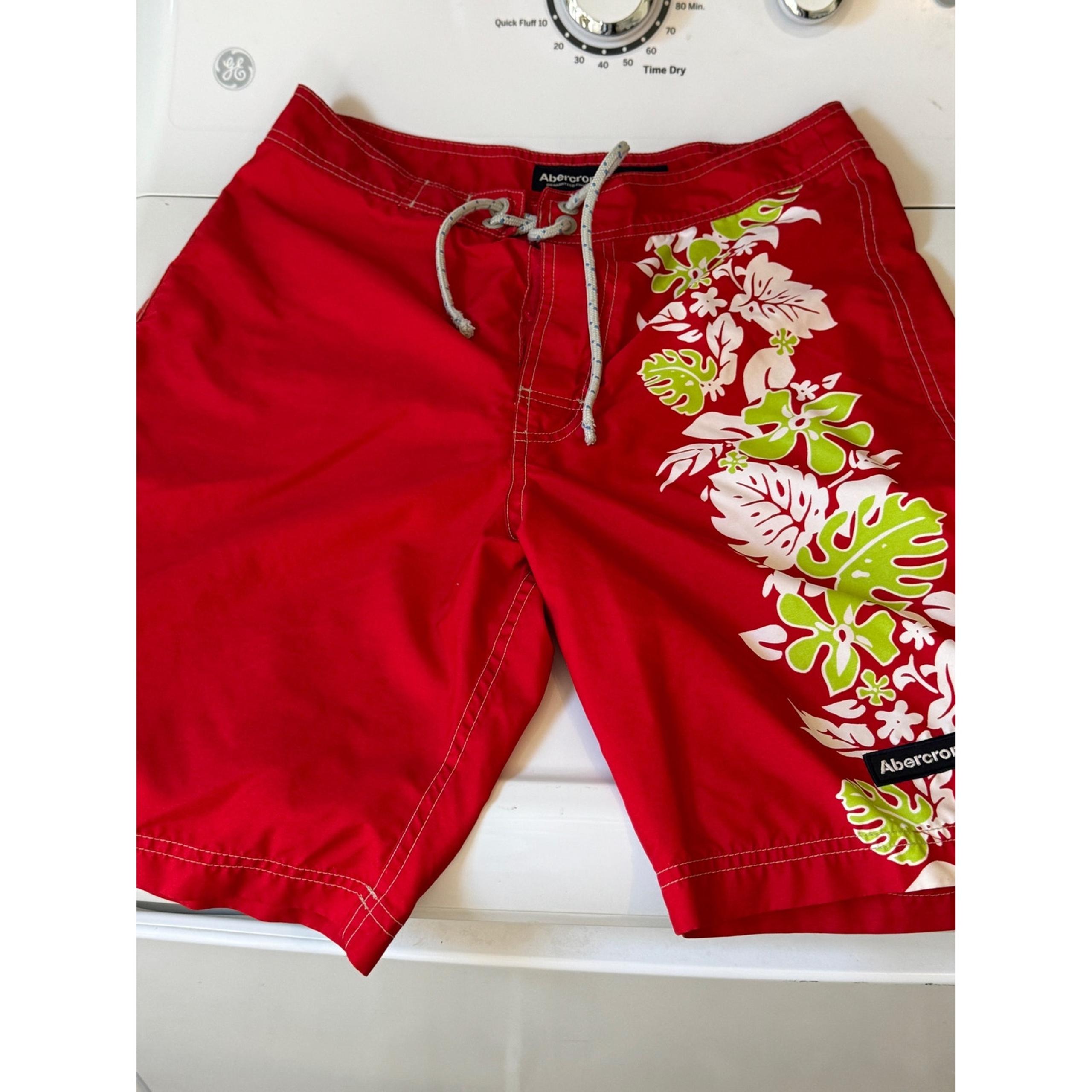 Abercrombie & Fitch Men's 30 Waist Red Hawaiian Print Board Shorts swim trunks