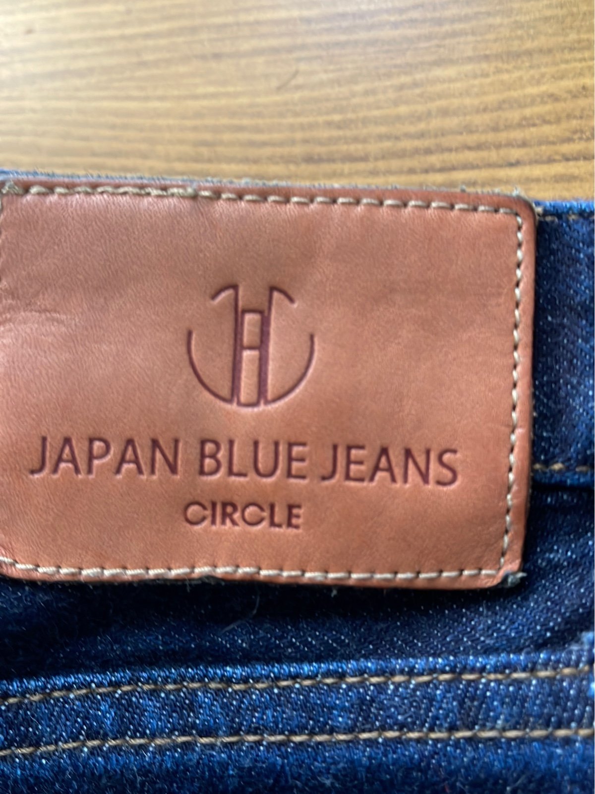 Circle Japanese blue jean selvedge size 30x27