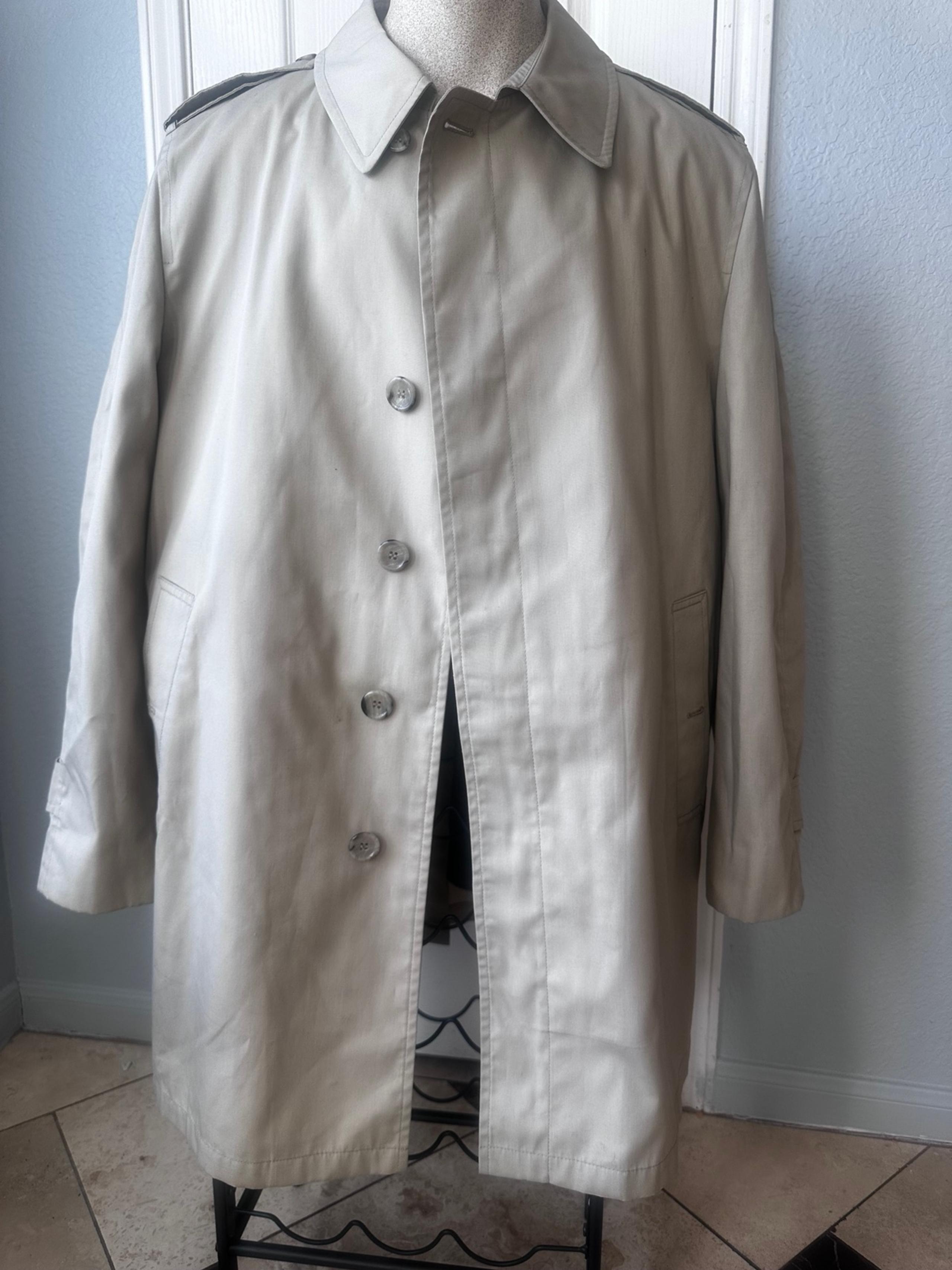 Vintage London Fog Trench Coat Men L (44) with Removable Lined