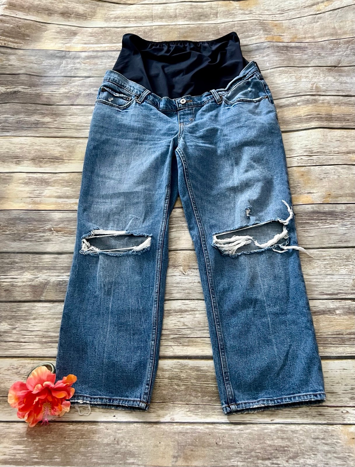 NWOT ABERCROMBIE MATERNITY JEANS-10 SHORT