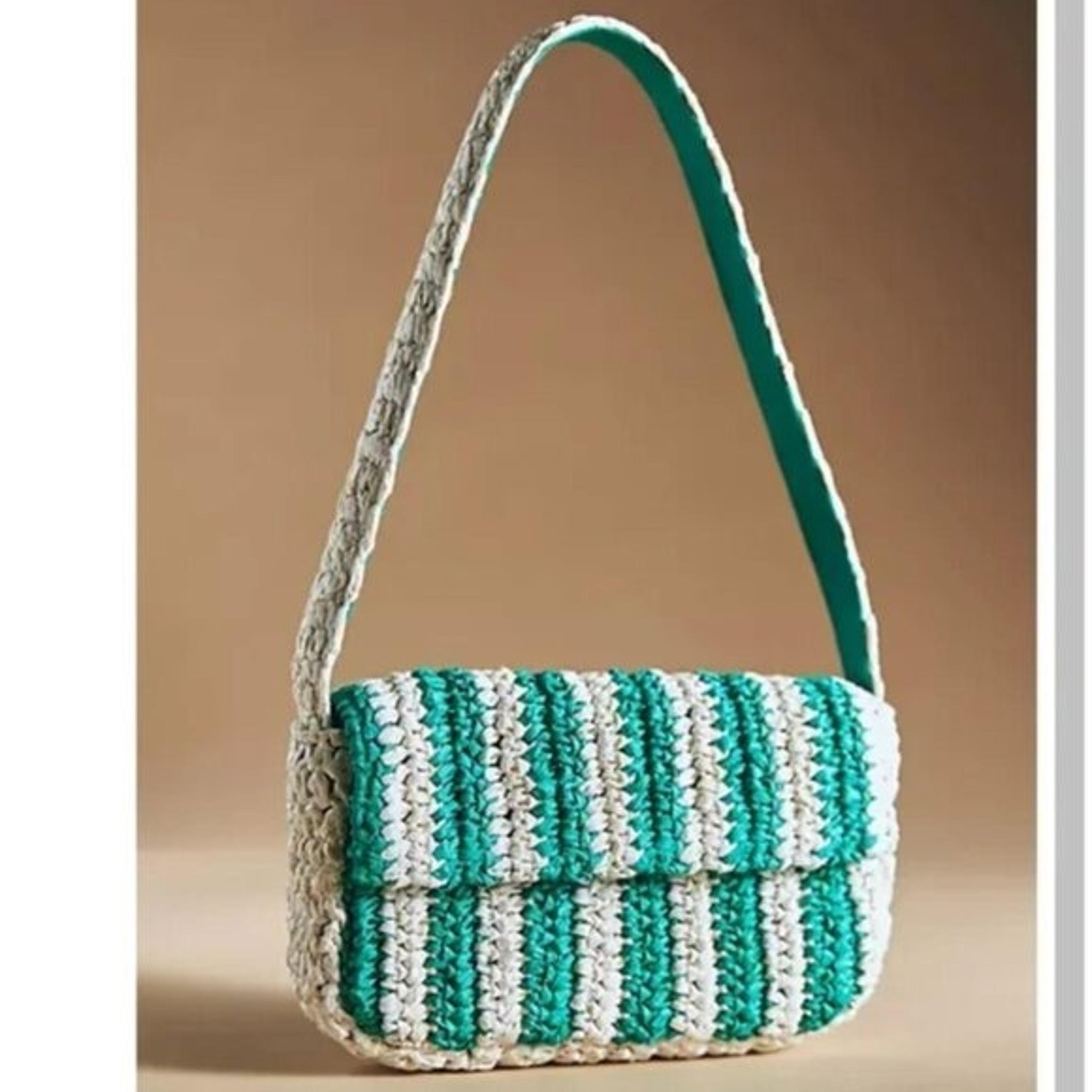 NWOT STRIPED RAFFIA SHOULDER BAG IN Green - Anthropologie
