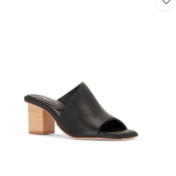 Equitare Morelia Mule in Napasoft Black