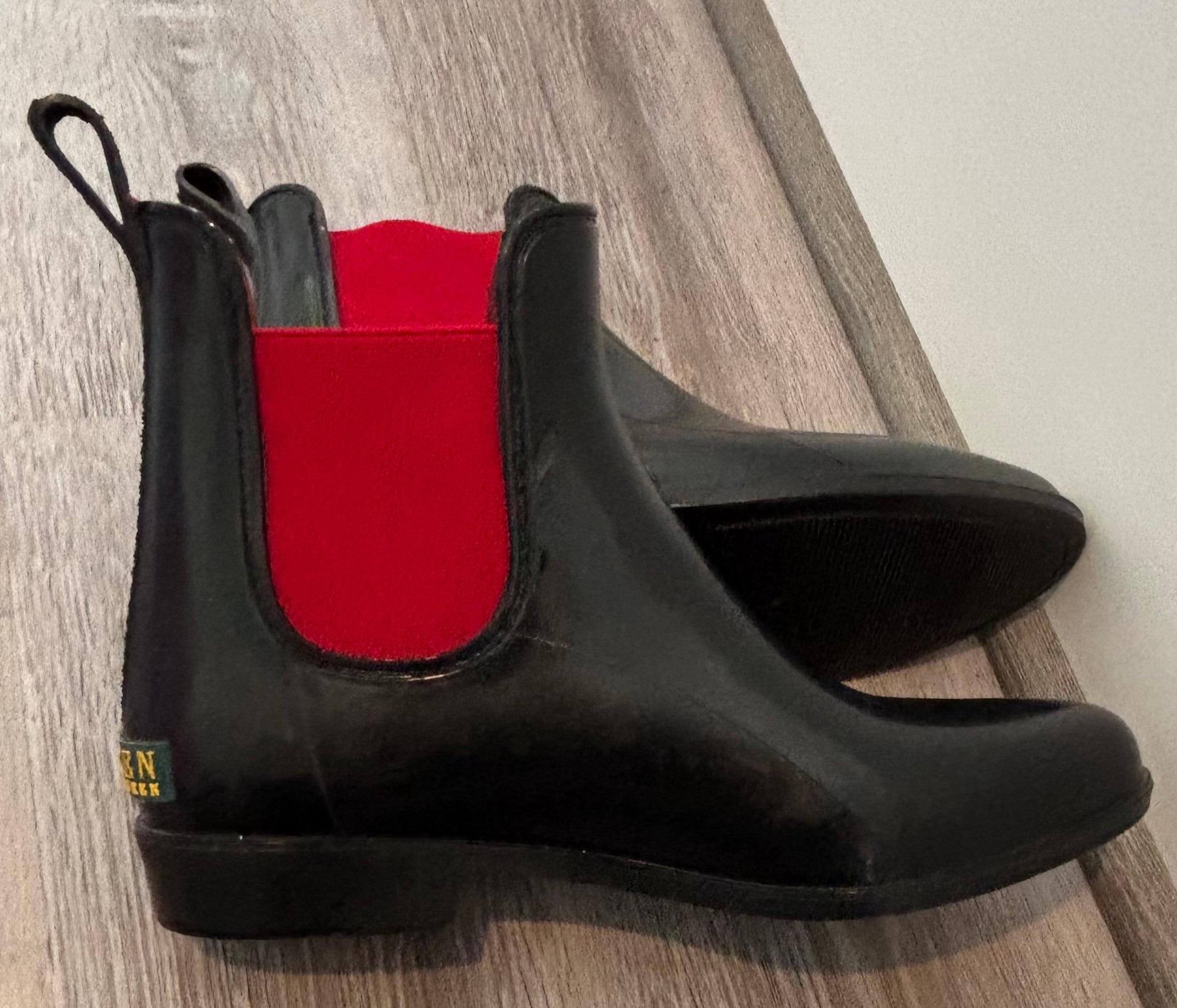 Rain Boots Ralph Lauren Tally ankle bootie 9 women