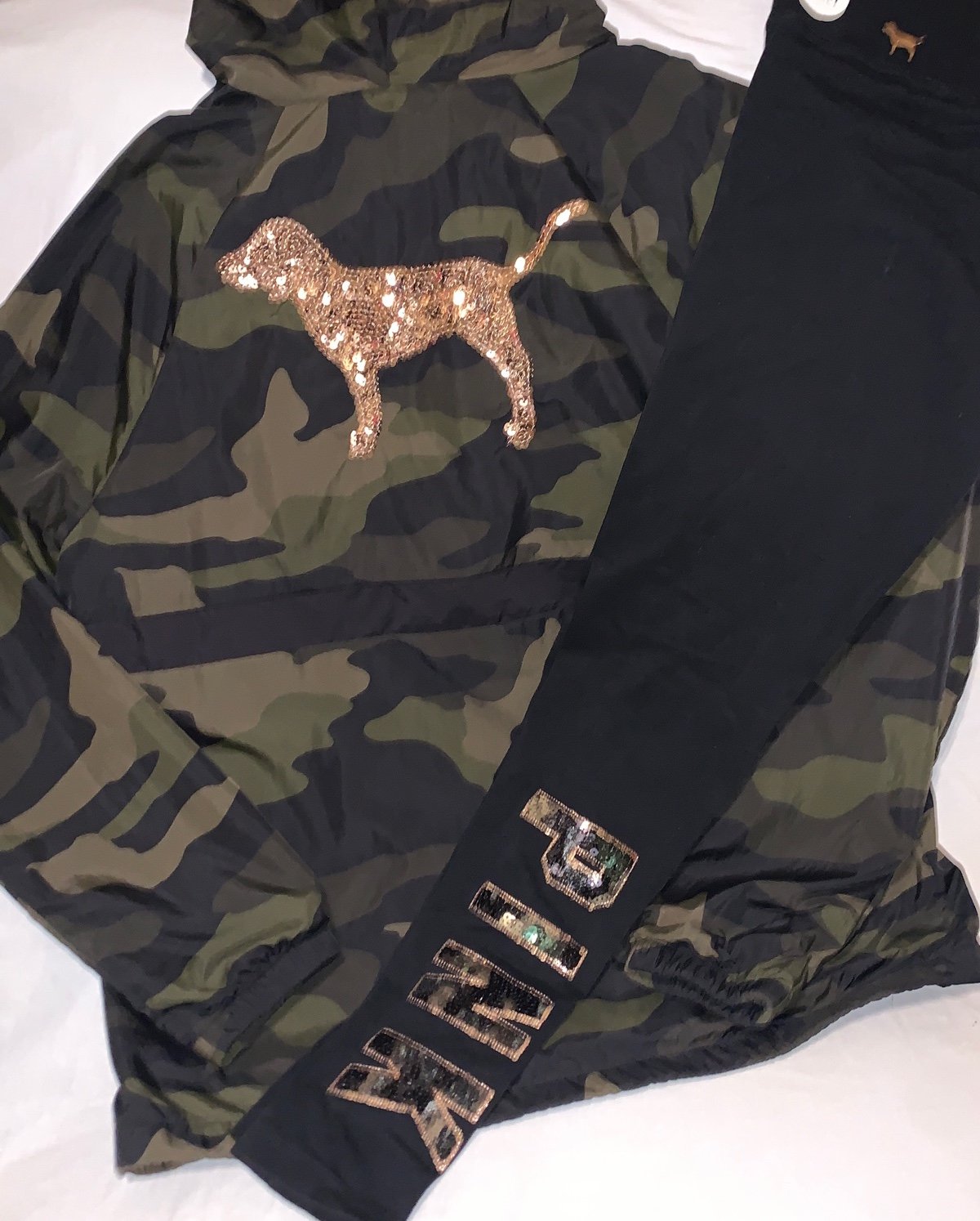 Pink XS/S camo bling outfit