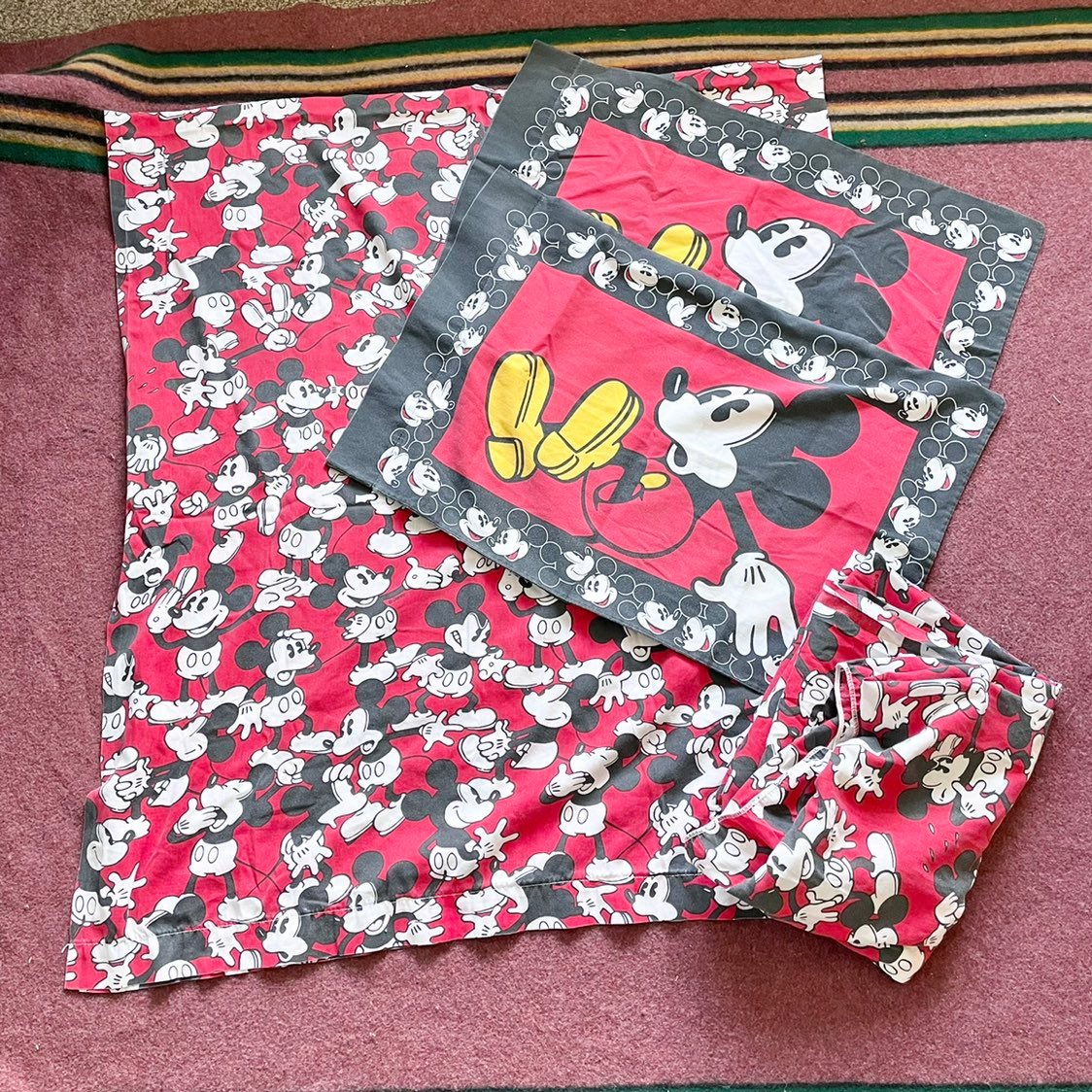 Vintage Mickey Mouse Disney Full Sheet Set