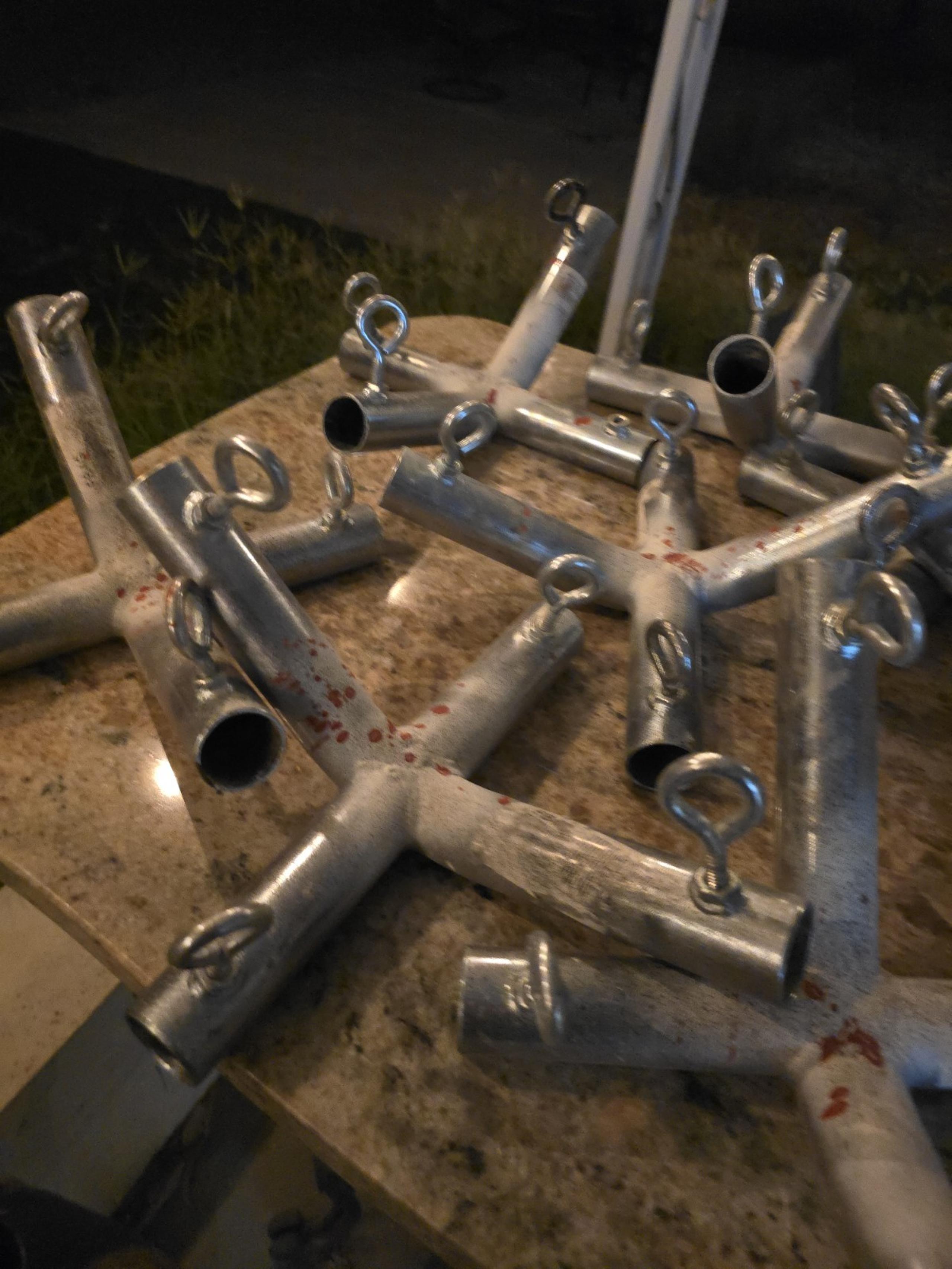 6 x 1" High Peak 4 Way Canopy Fittings Used