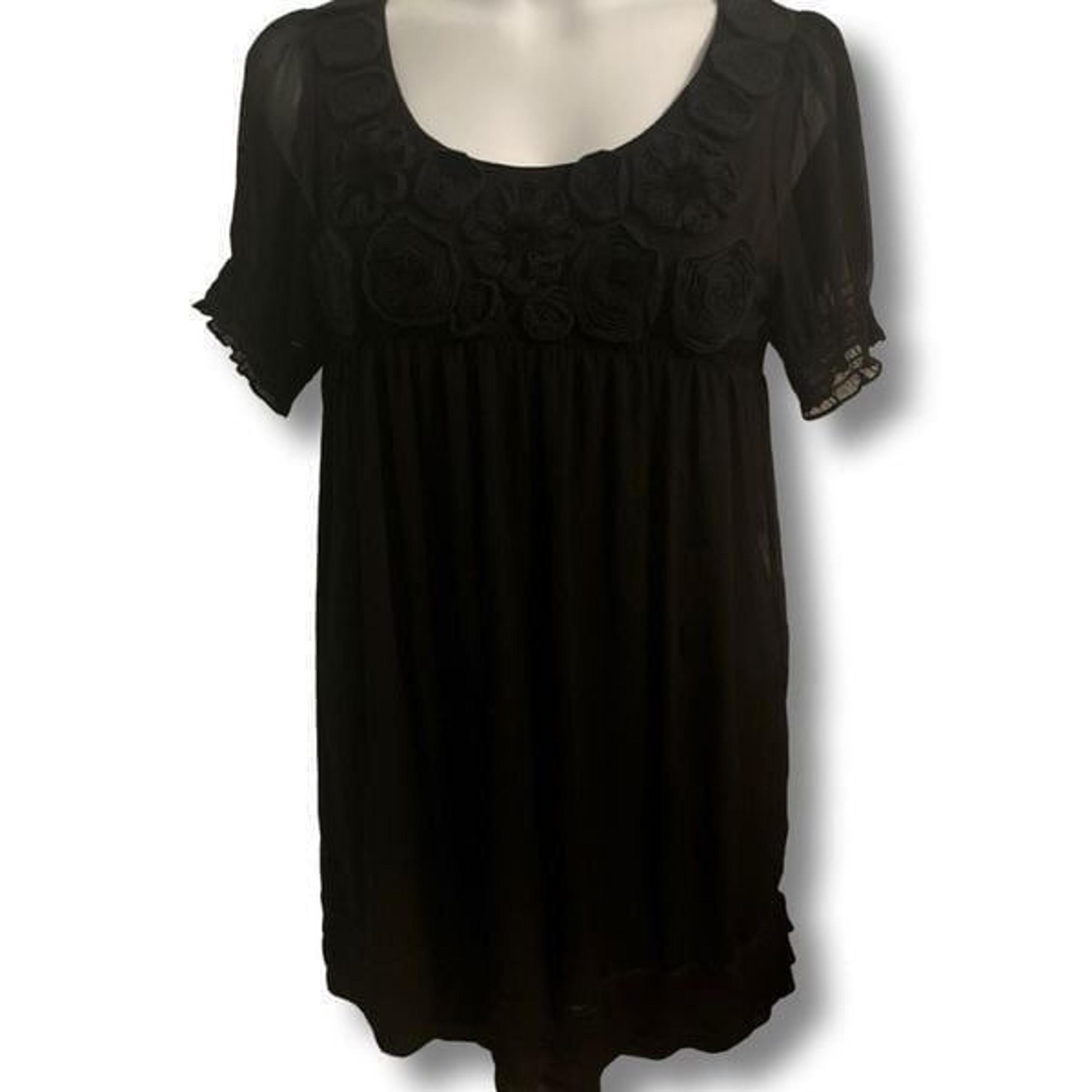 Beige by ECI Black Short Sleeve Midi Dress Sheer sleeves Floral applique Ruffles