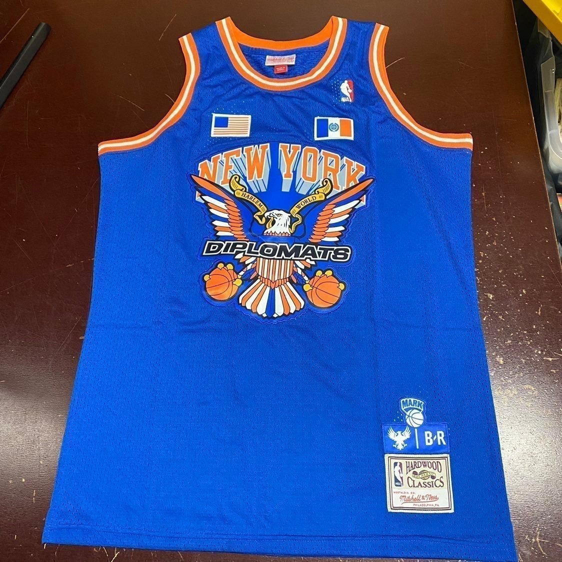 New York Knicks Diplomats basketball jersey SIZE: XL