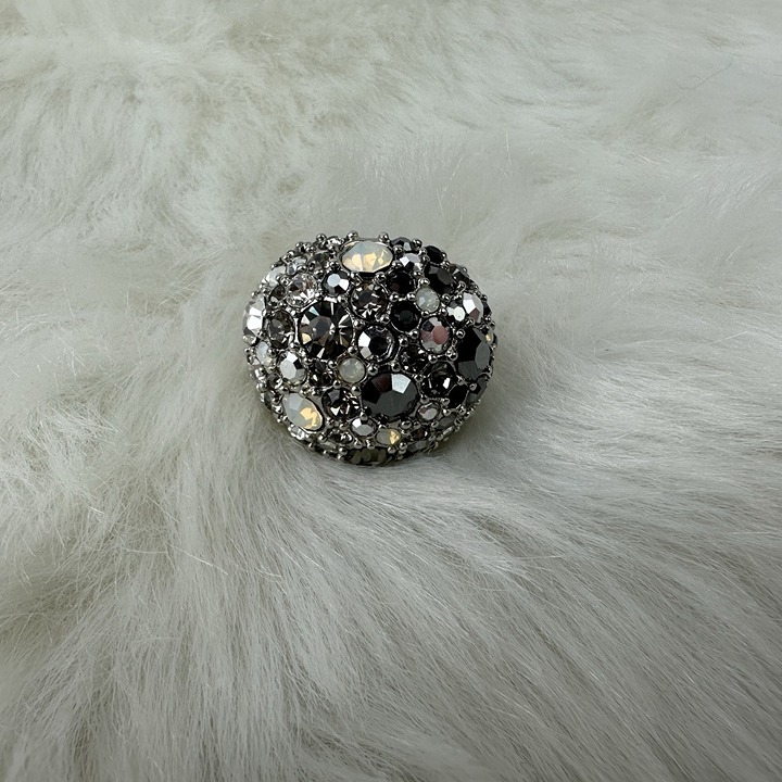 Park Lane Mesmerized Ring Size 6 Large Rhinestone White/Black Stones In Box