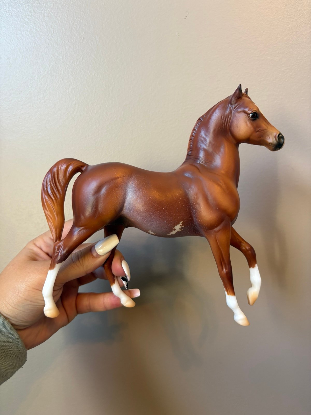 Breyer collector club zayn chestnut variation