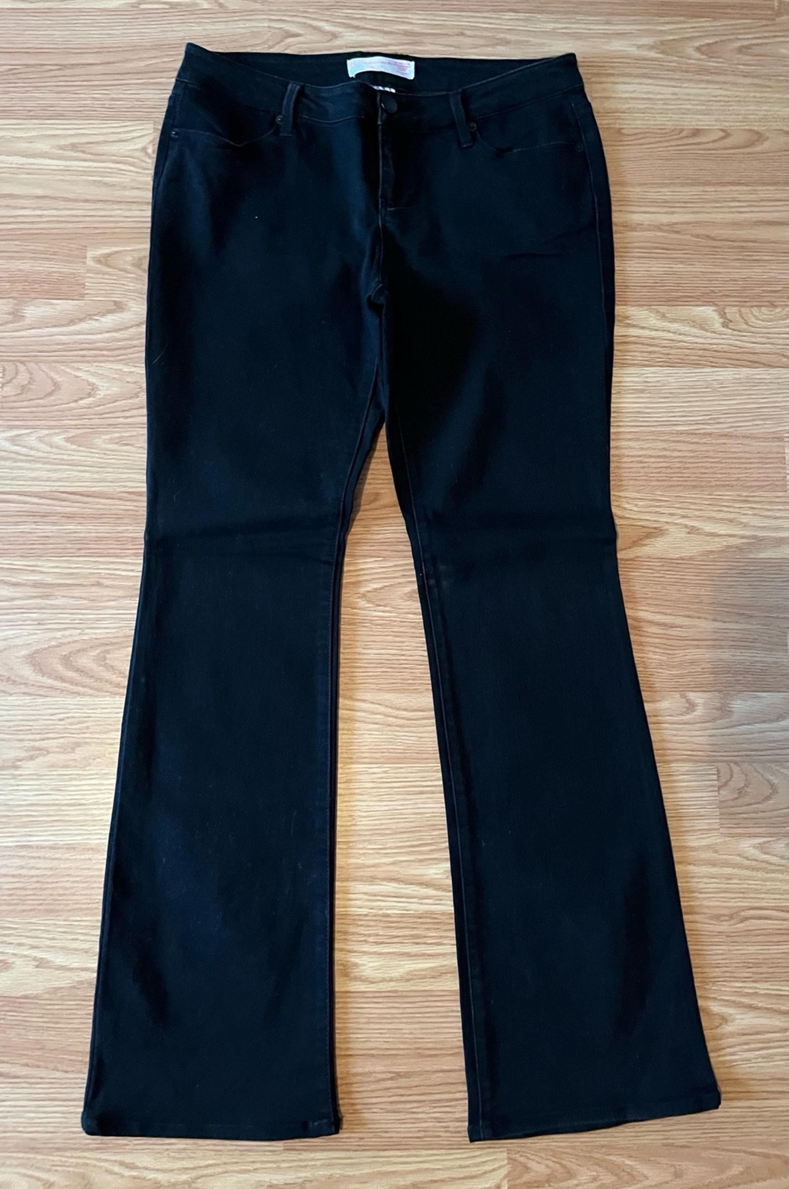 No Boundaries Women’s Bootcut Mid-rise Black Denim Jeans Size 11/31