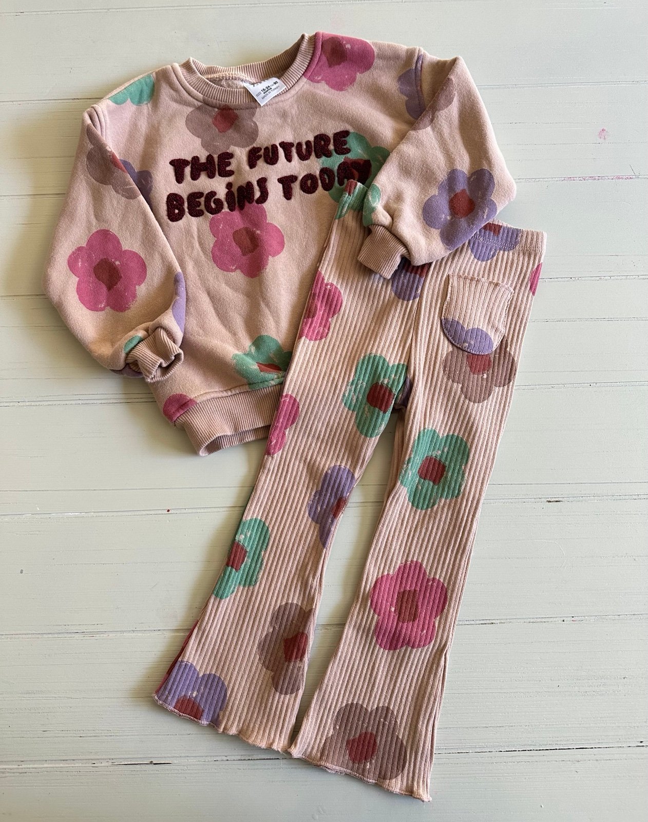 ZARA crewneck and pants set toddler size 18/24 months