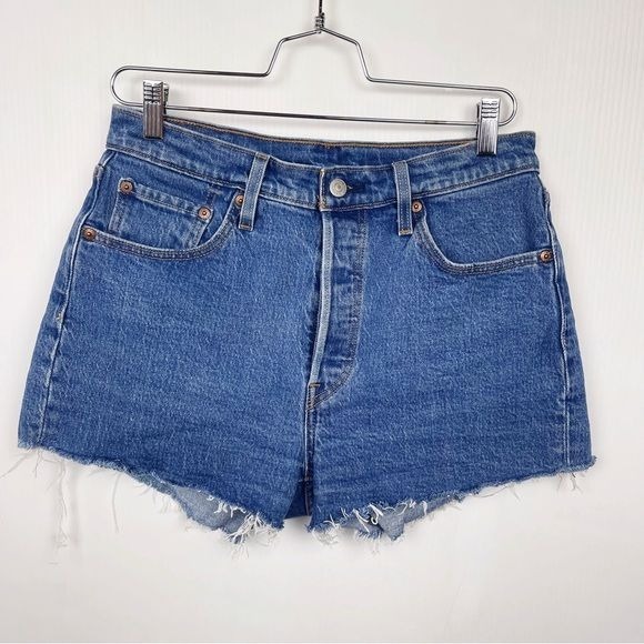 Levi's 501 High waisted cut out raw hem Shorts 29 PC9- 56327-0055