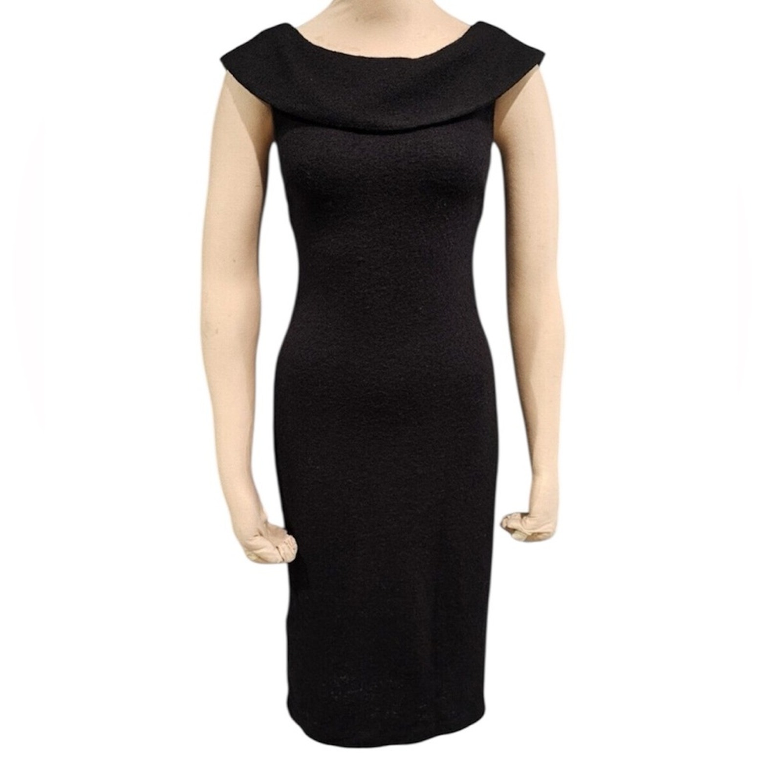 Banana Republic Elegant Black sheath Dress Size 10P New