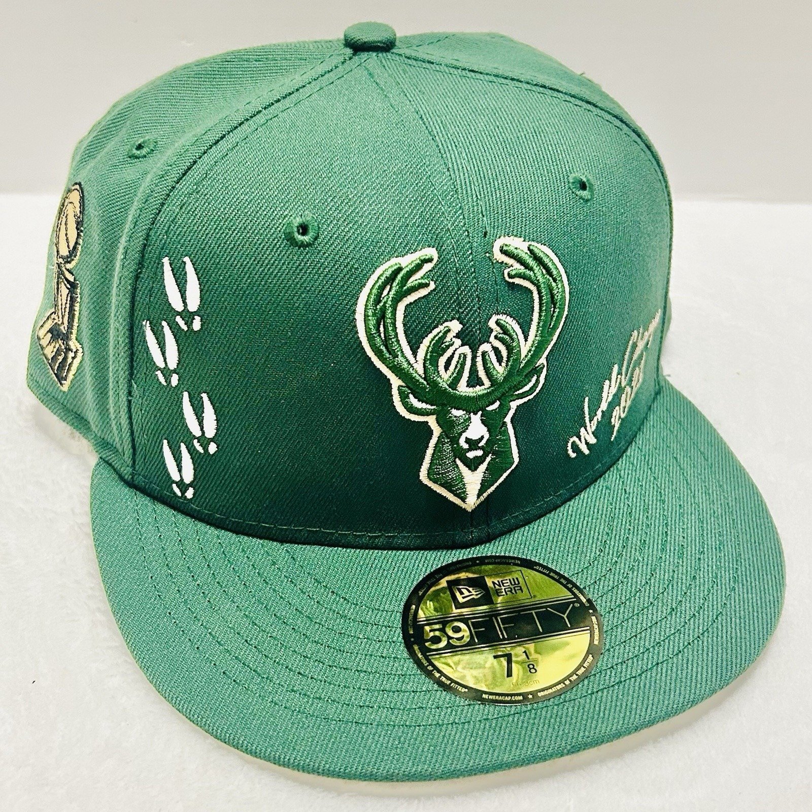 New Era Milwaukee Bucks World Champs Patch 59FIFTY Fitted Hat Cap 7 1/8 Green