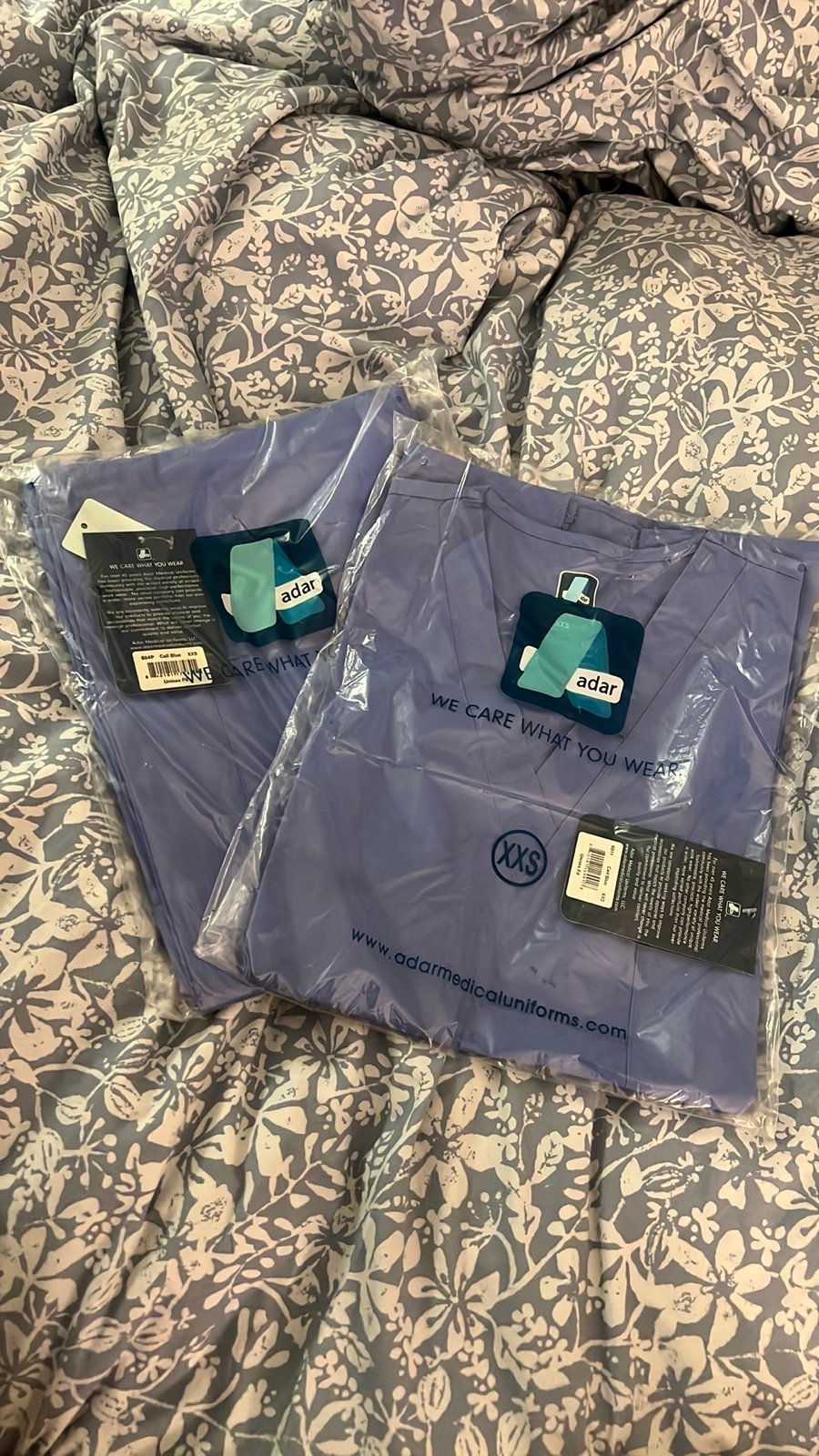 Adar unisex celi blue scrub set