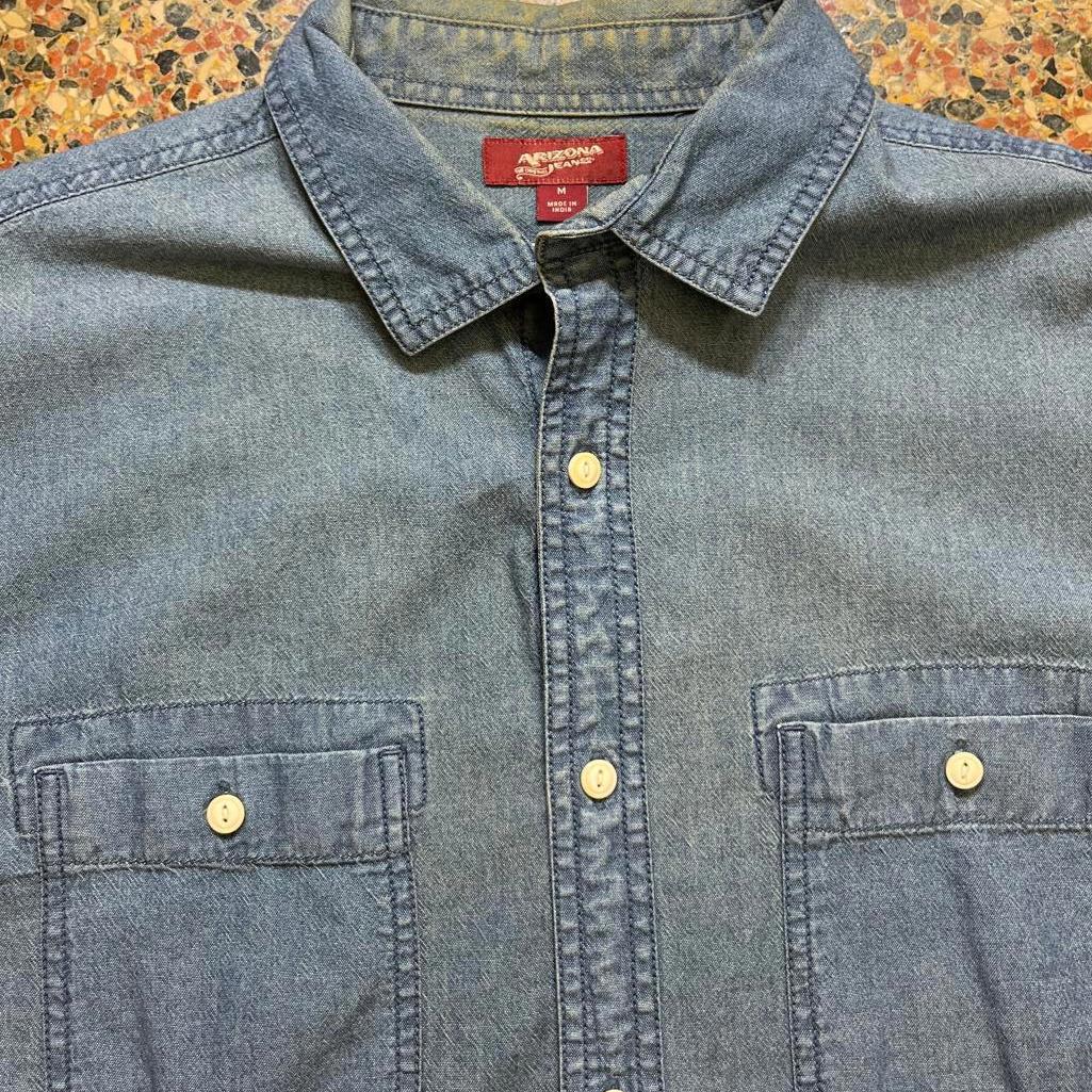 VTG Arizona Jean button down PreOwned Medium Shirt
