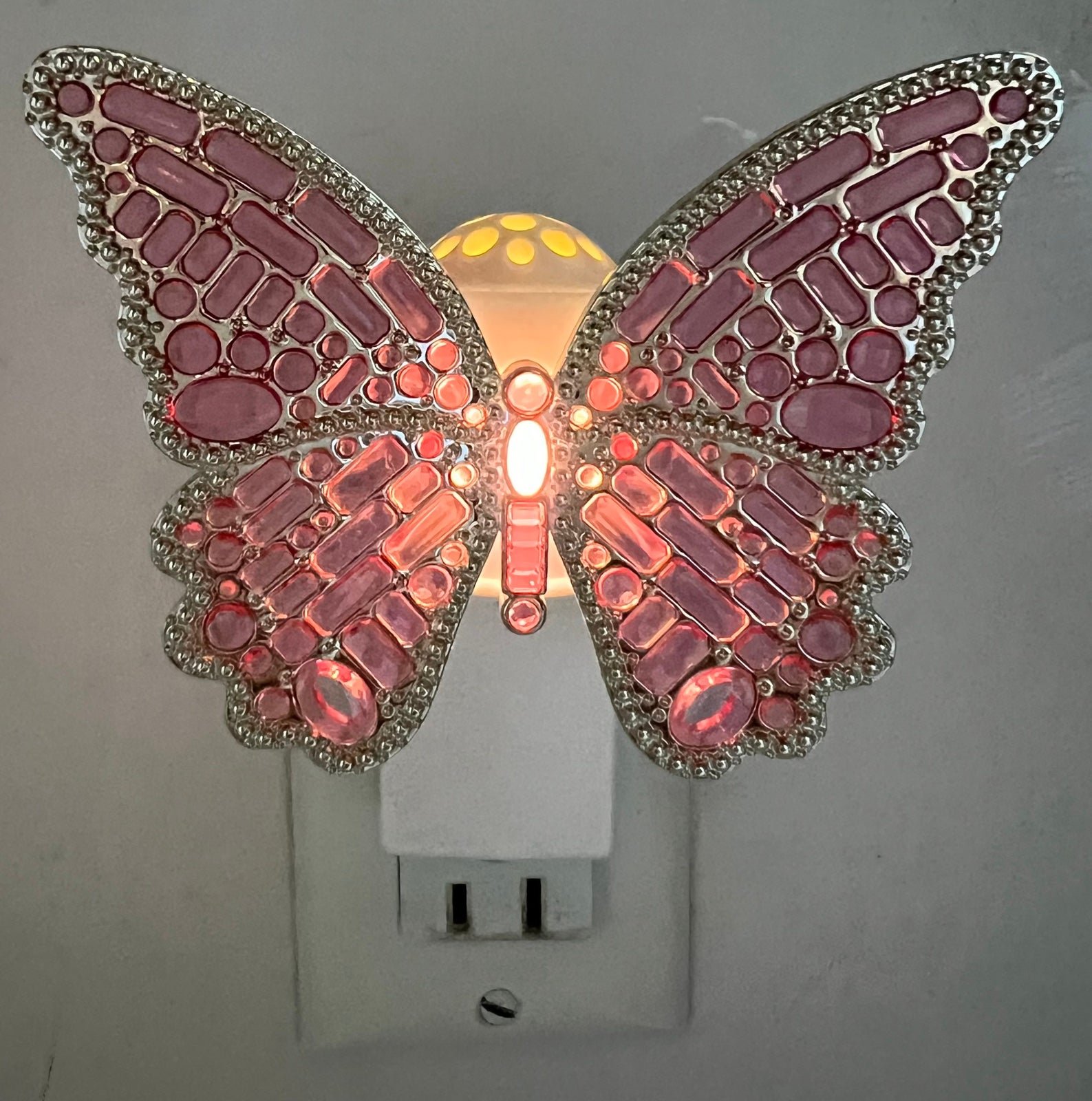 BATH & BODY WORKS BUTTERFLY LIGHT UP WALLFLOWER PLUG IN