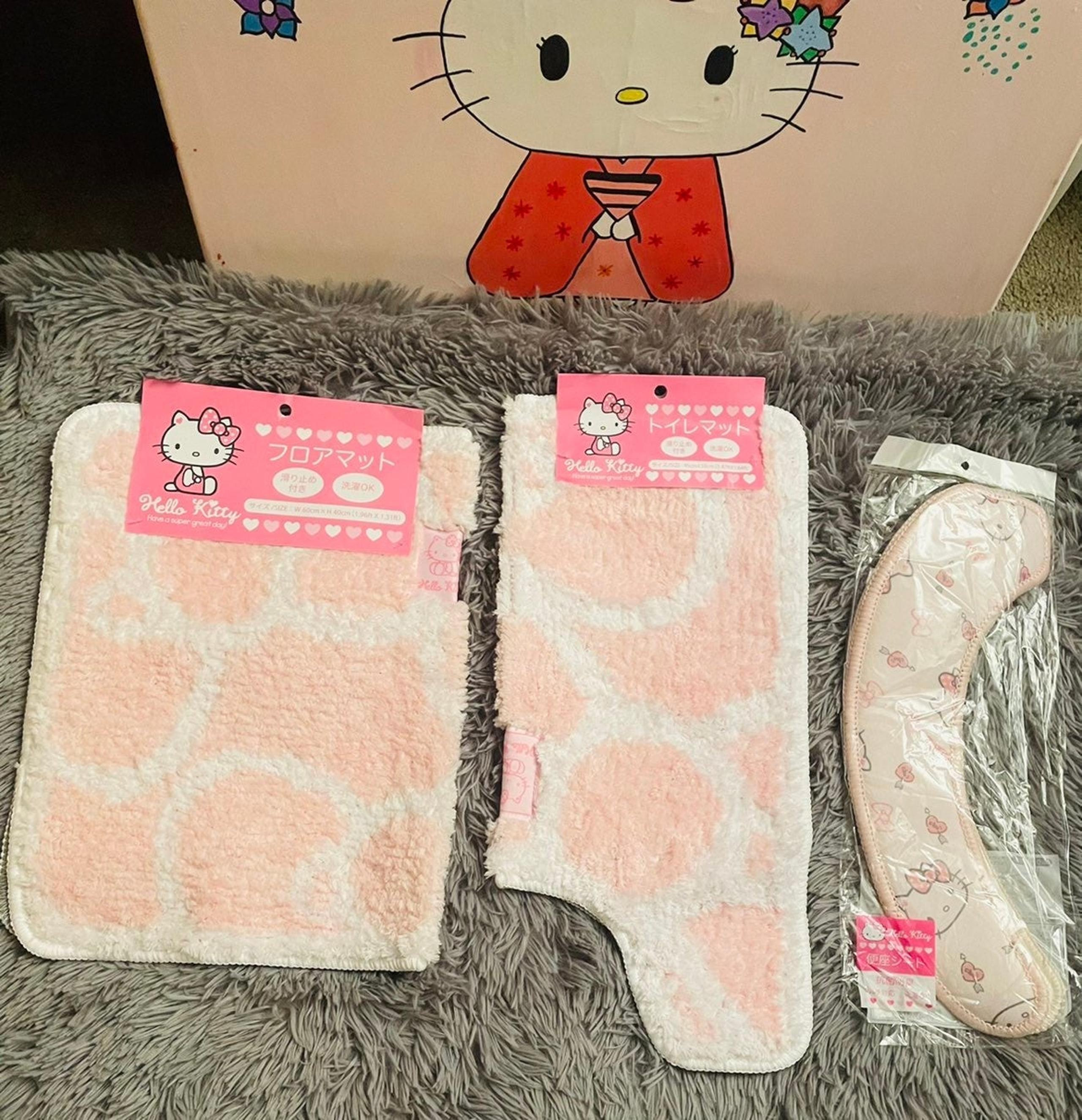 Hello kitty toilet set