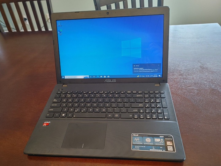 ASUS X552E