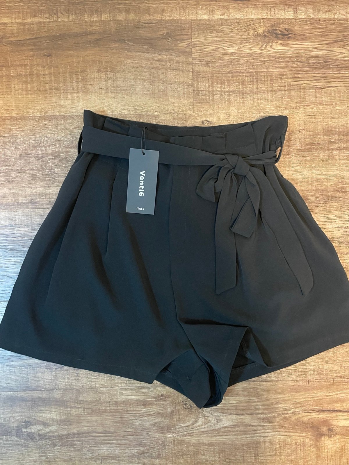 shorts women