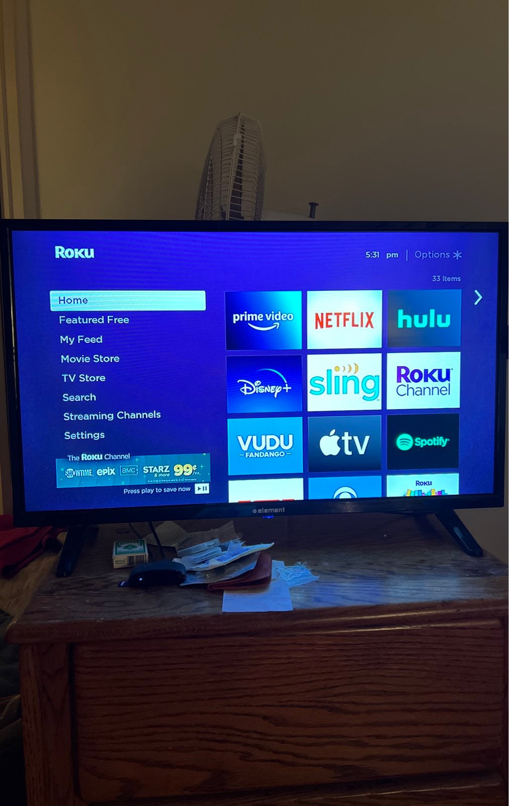 Element 32 inch TV with Roku Stick