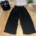 Lululemon Wide-Leg High Rise Crop 19 Black Size 6 Good pre owned condition Ap