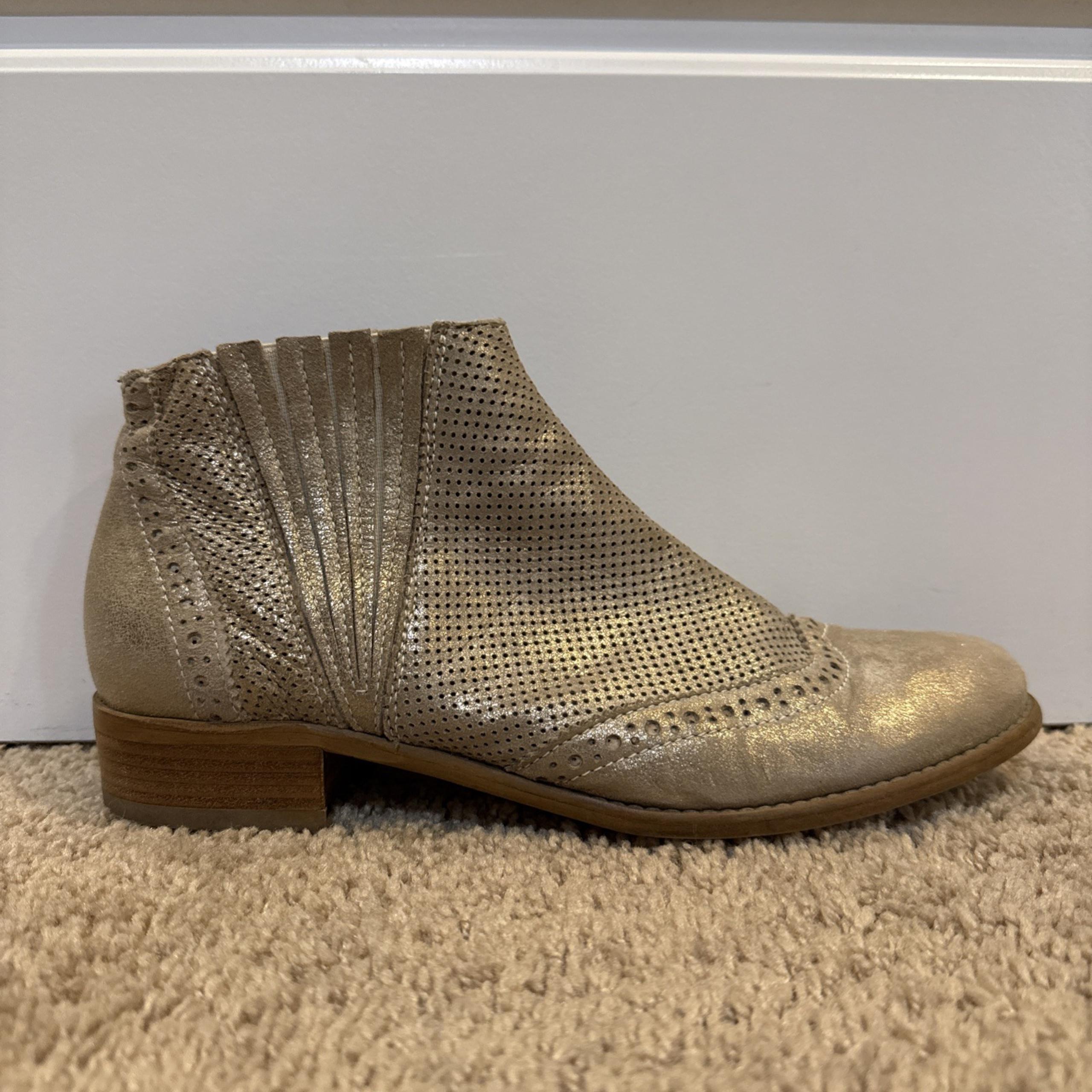 Sundance Womens Ankle Boots Metallic Silver Beige Leather Block Heel 38 - 8US