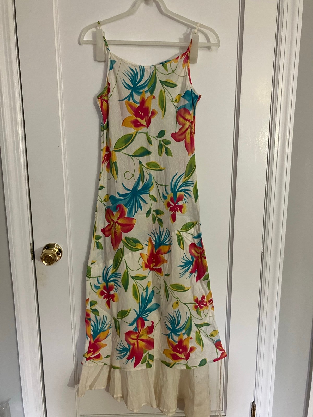 Linen Dress with floral patterns