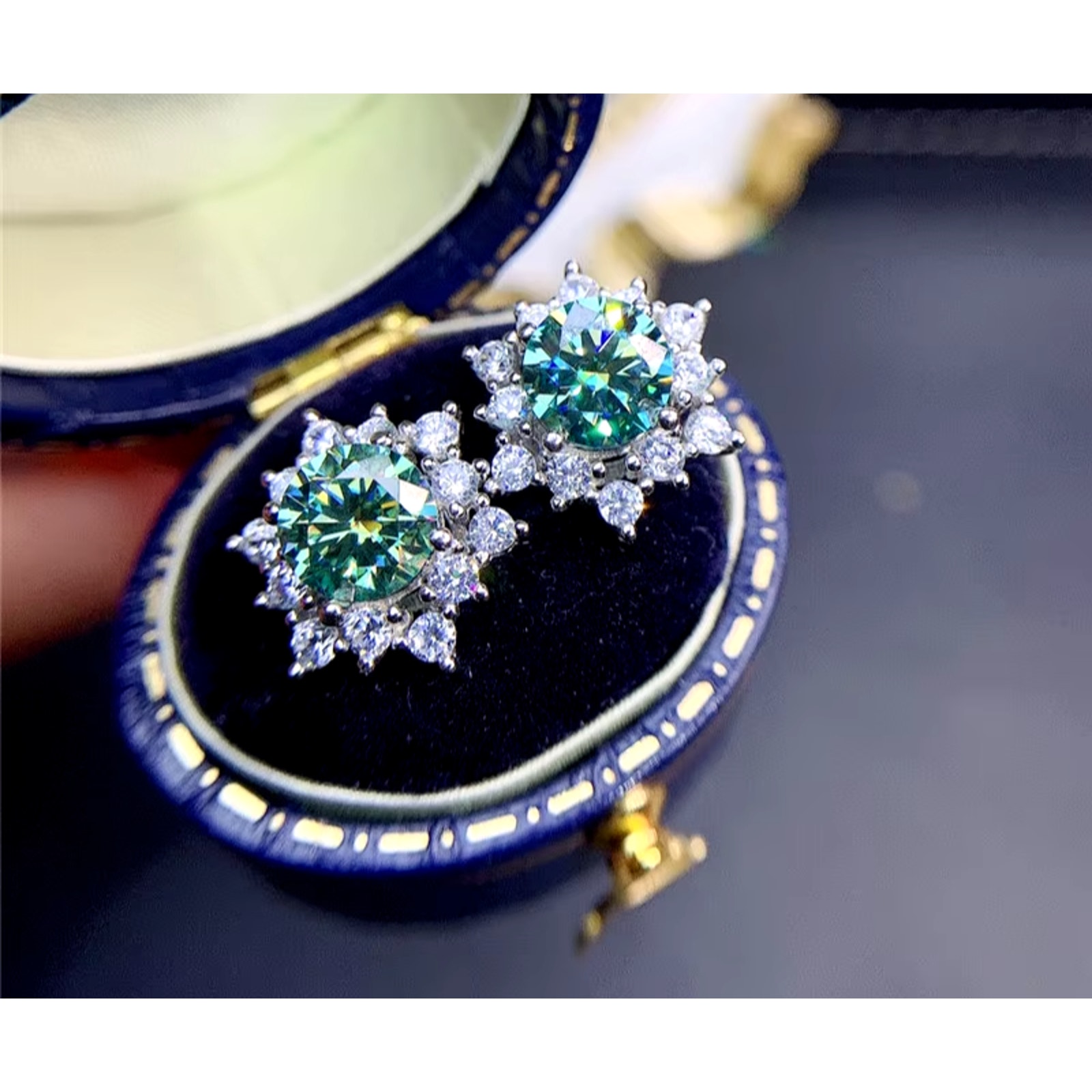 Green Moissanite Sowflake Earrings, VVS1 Round Brilliant Cut Green Moissanite