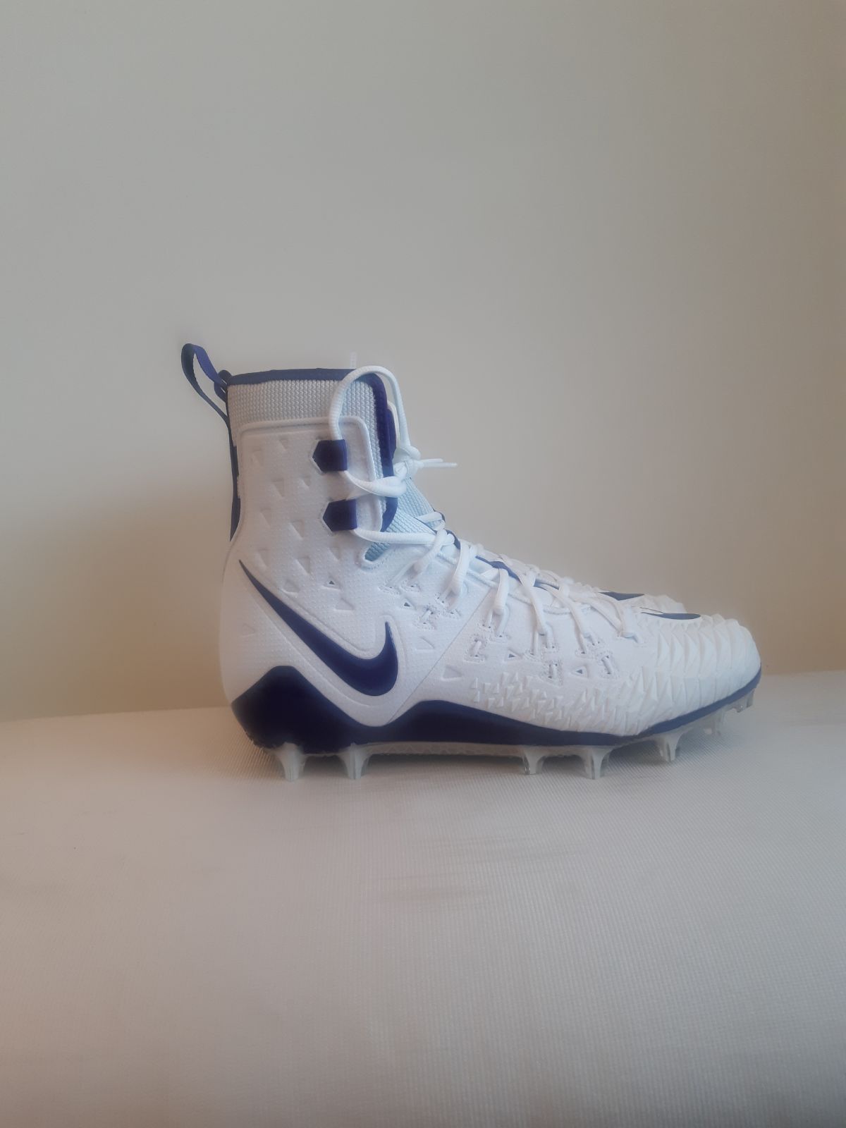 Nike Force Savage