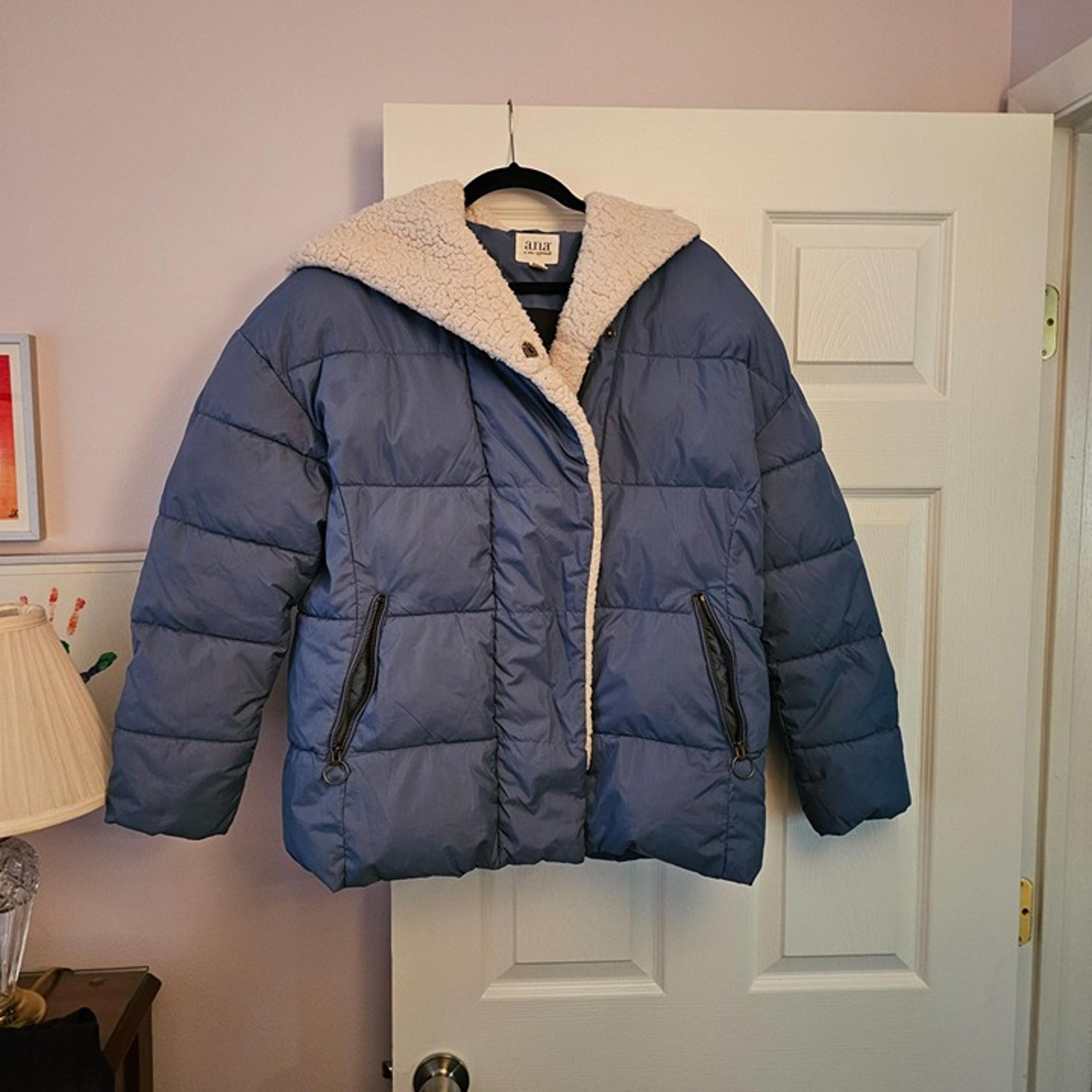 ANA Womens Blue Sherpa-Lined Hooded Puffer Jacket W/ Zipper & Button Closures