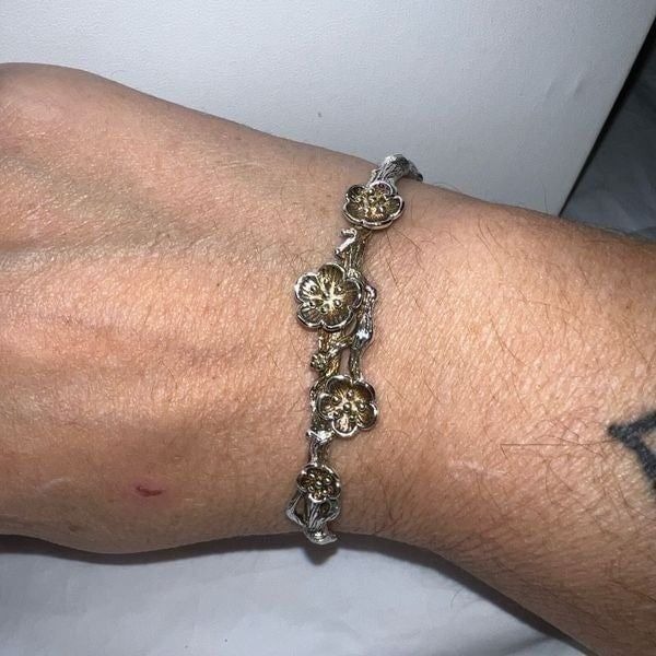 VINTAGE BEAUTIFUL GARLAND CUFF BRACELET WITH GOLD AND SOLID STERLING SILVER FLOW