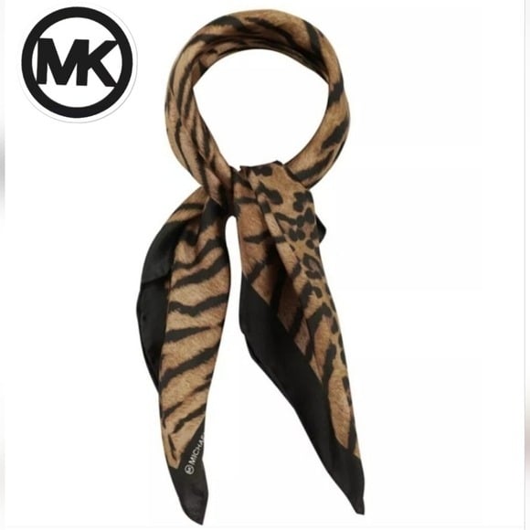 MICHAEL Kors Women's Tiger Leopard Split Print Bandana NWT!