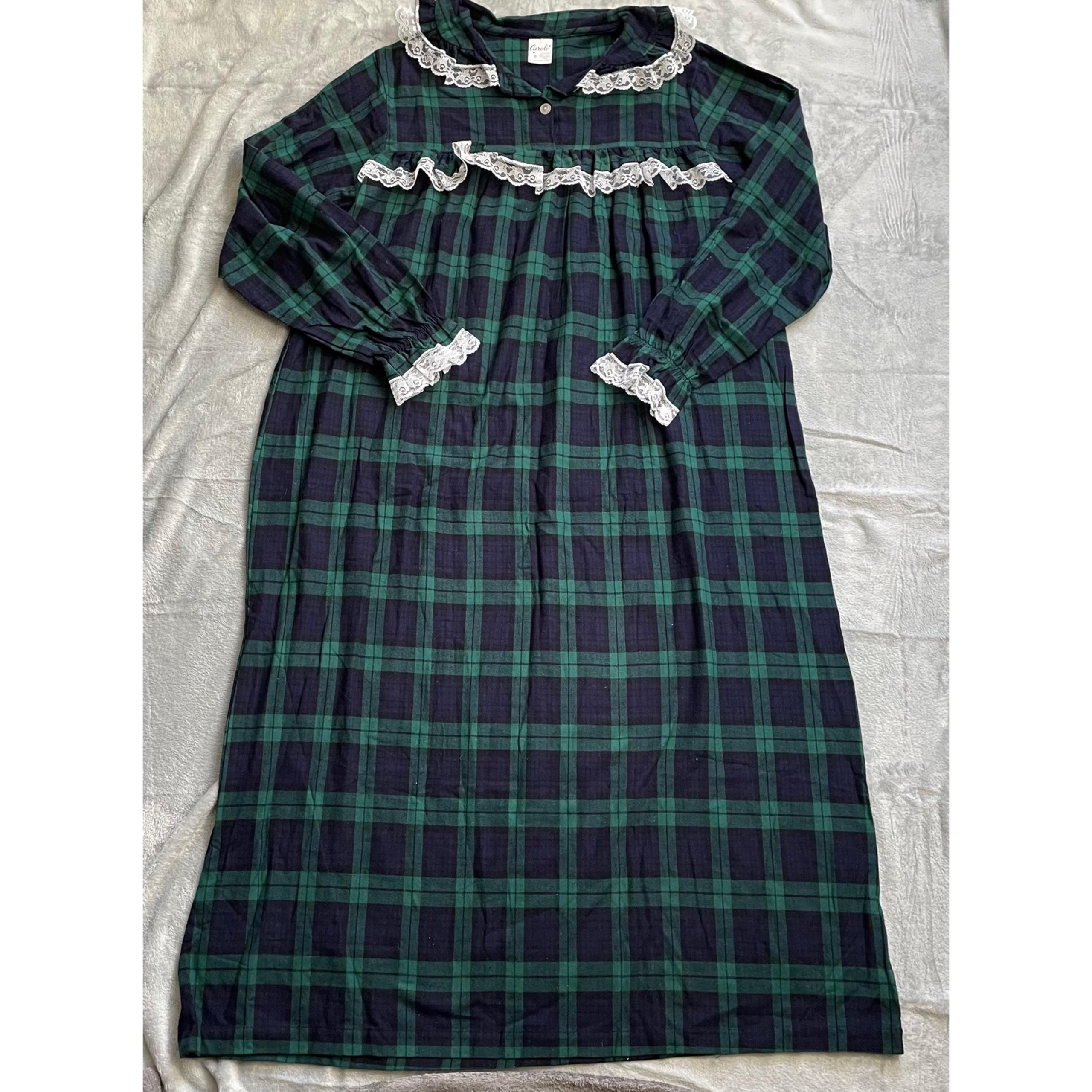 Carole Nightgown Medium Flannel Plaid Cottagecore Lace Trim USA Vintage