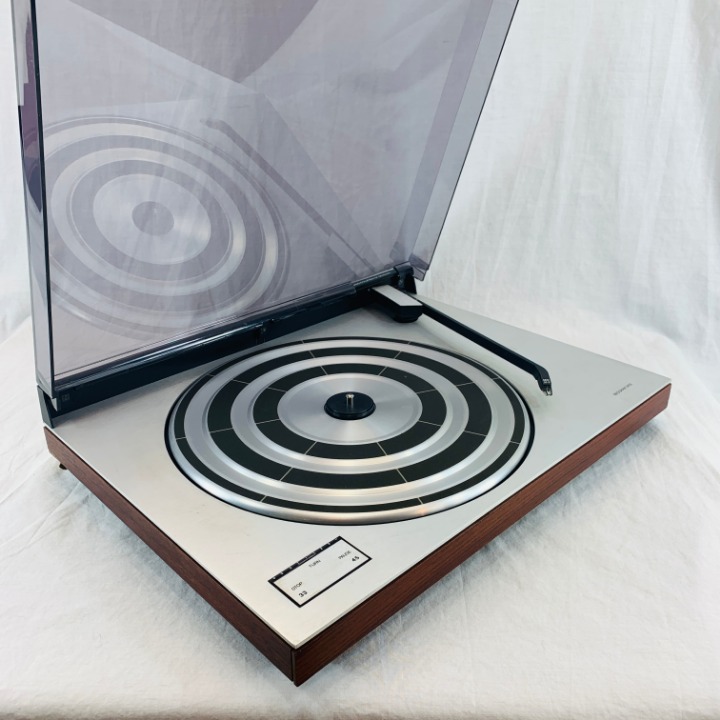 B&O BEOGRAM 2402 Turntable - For Repair