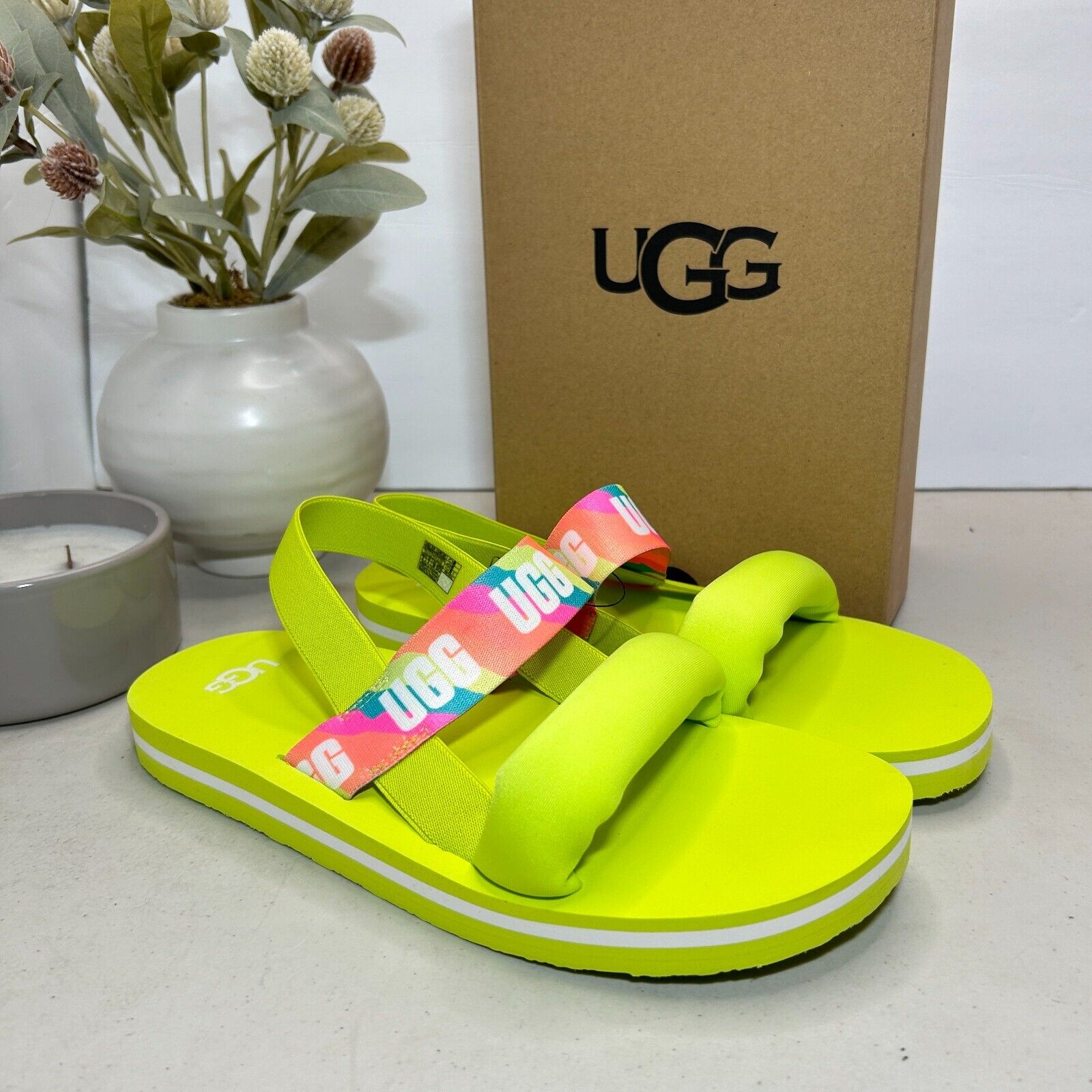 UGG Zuma Sling Back Strap Sandal Neon Green SN1126932K Kids US 6 NWB