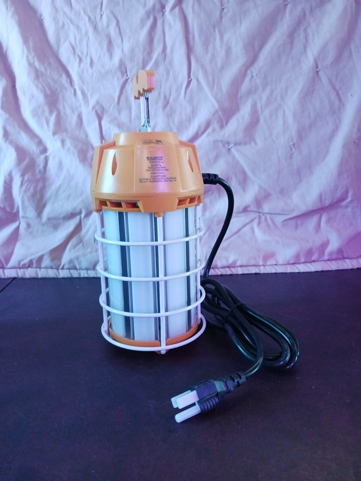 SATCO LED 15,000 Lumens 150w Warehouse Caged Light Shop Light Lantern S38975