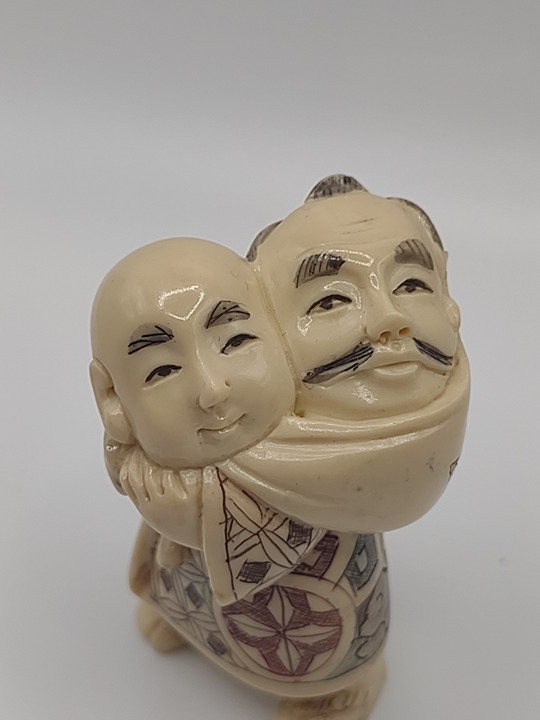 Two-Headed Netsuke Figurine – Hand-Carved High-Quality Replica