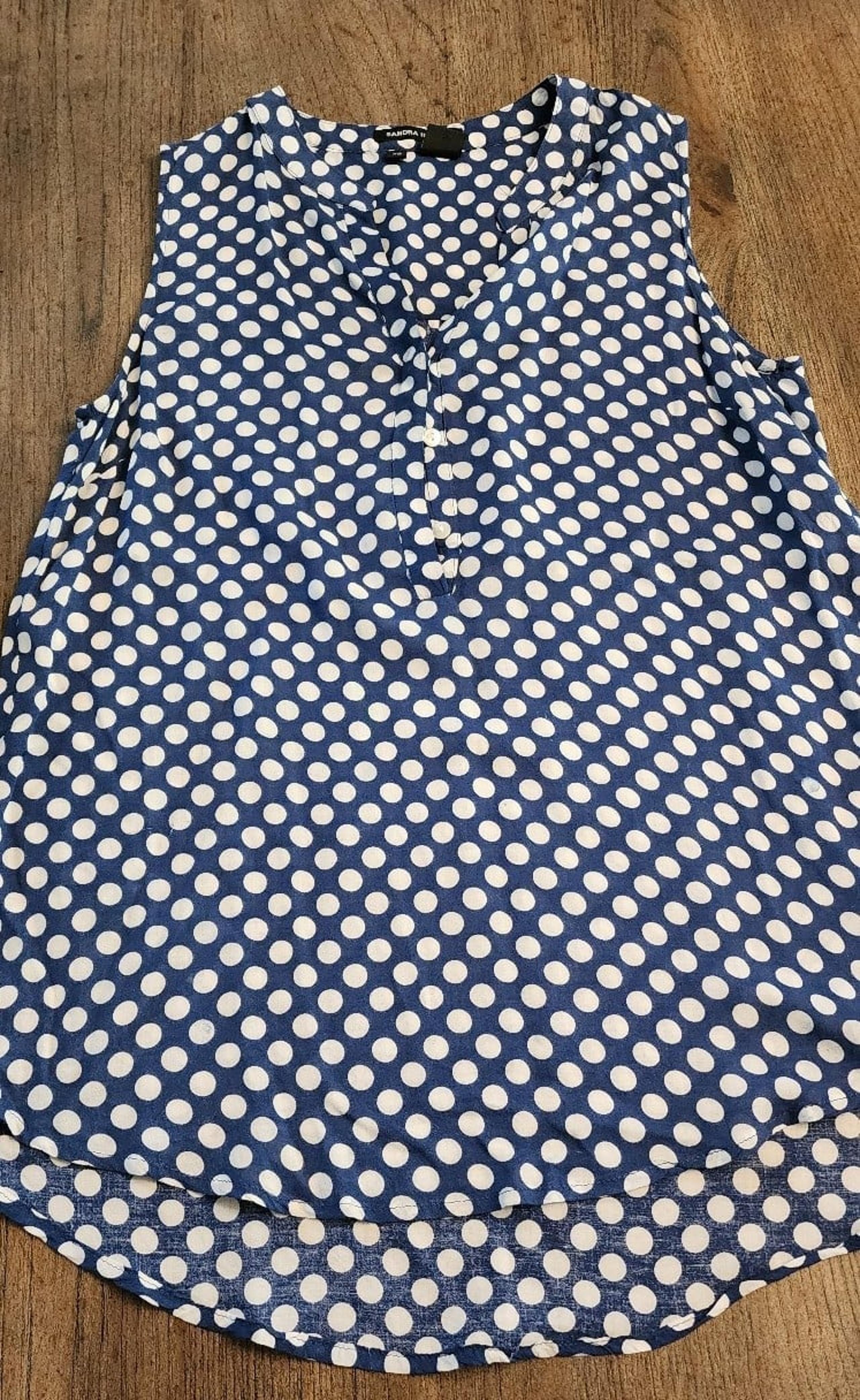 SANDRA INGRIS WOMEN POLKA DOT NAVY BUTTON TOP XS