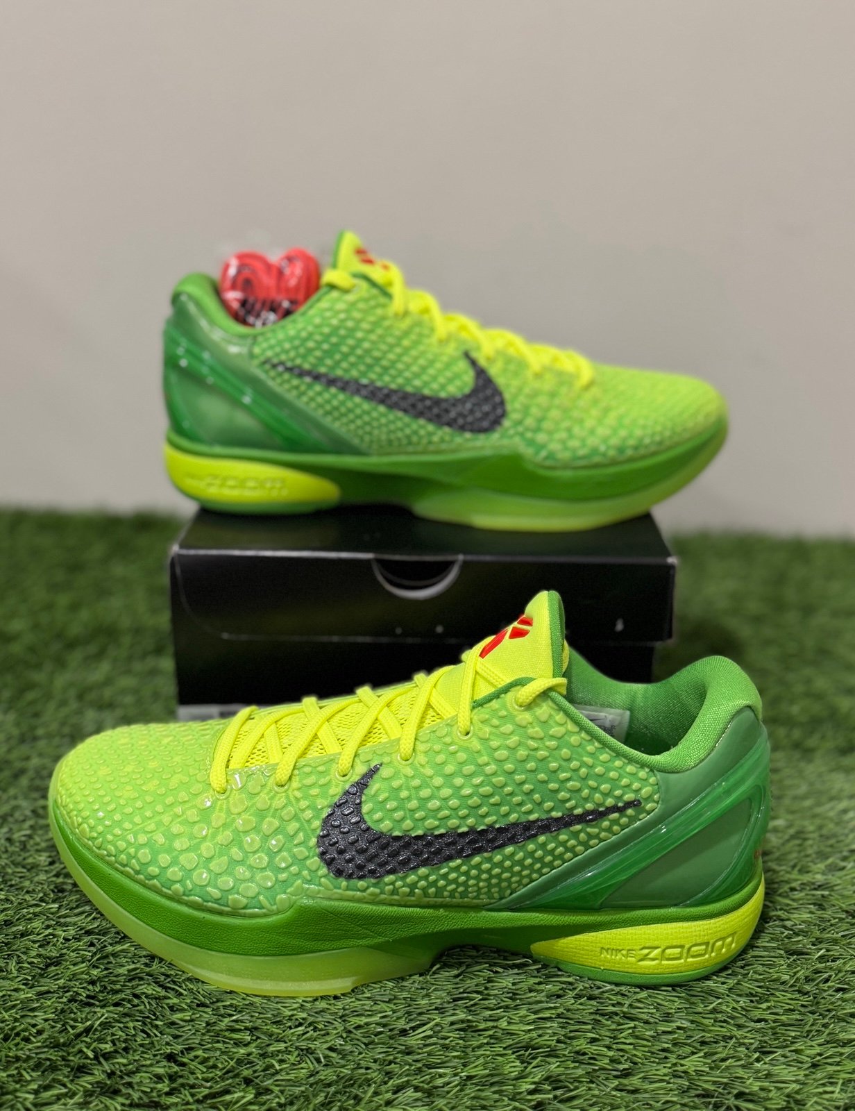 Size 10.5 - Nike Zoom Kobe 6 Protro Low Grinch