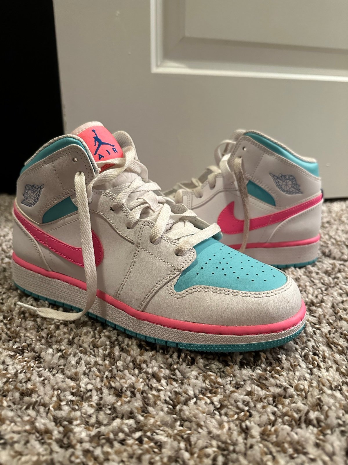 nikes
