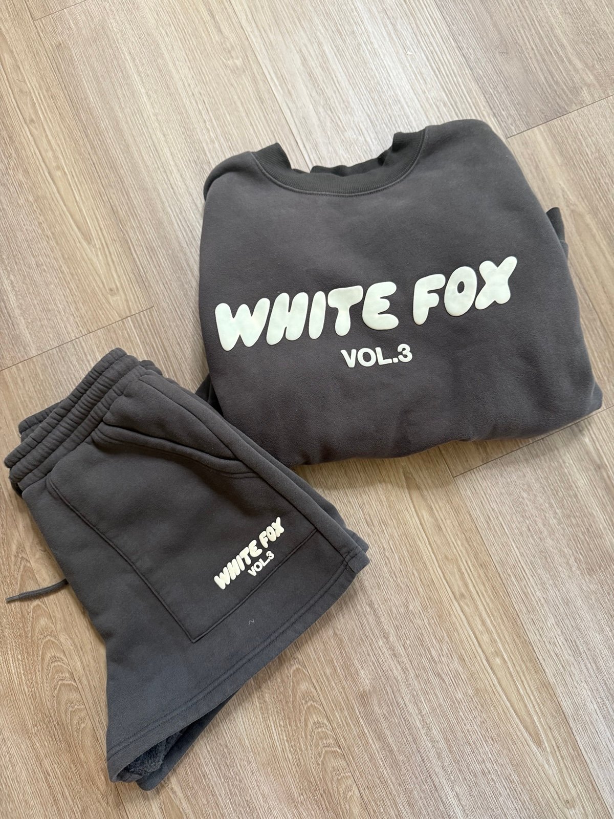 White Fox Boutique Matching Set (read descrip)
