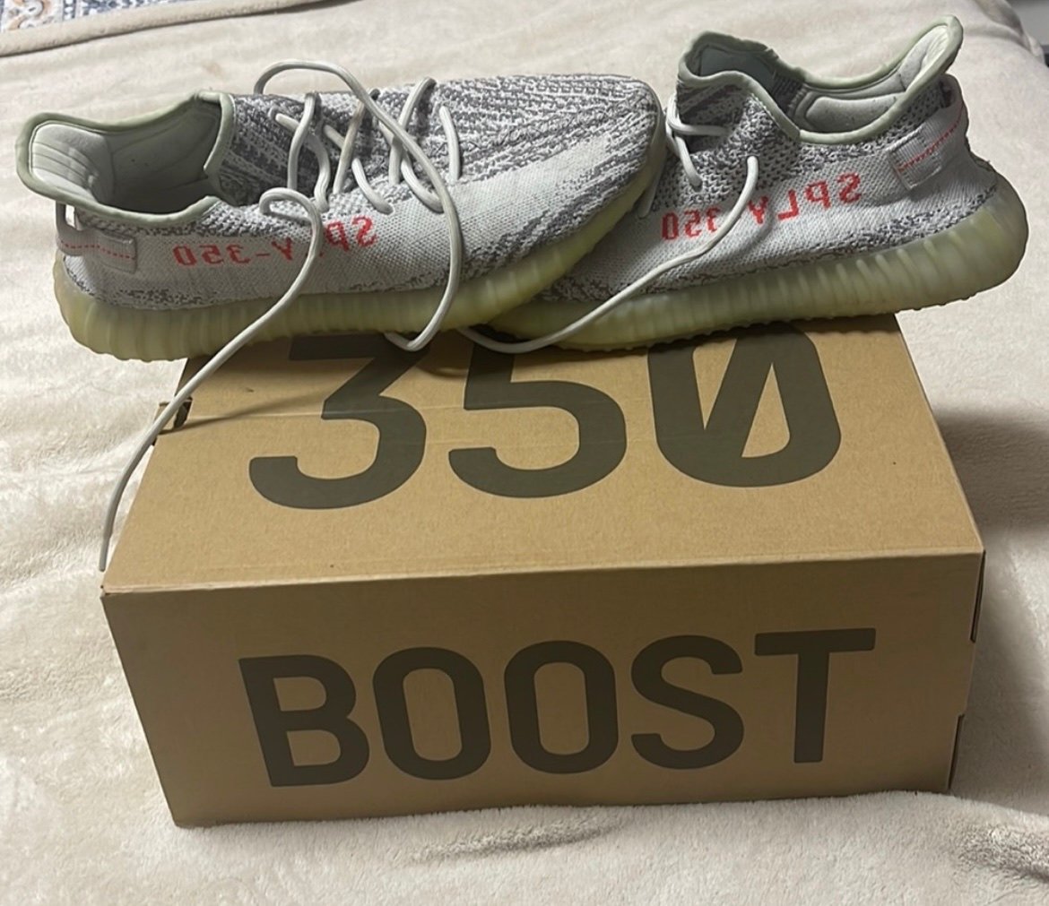 Yeezy Adidas Boost 350 V2 in Blue Tint/Grey Three/High Risk Red