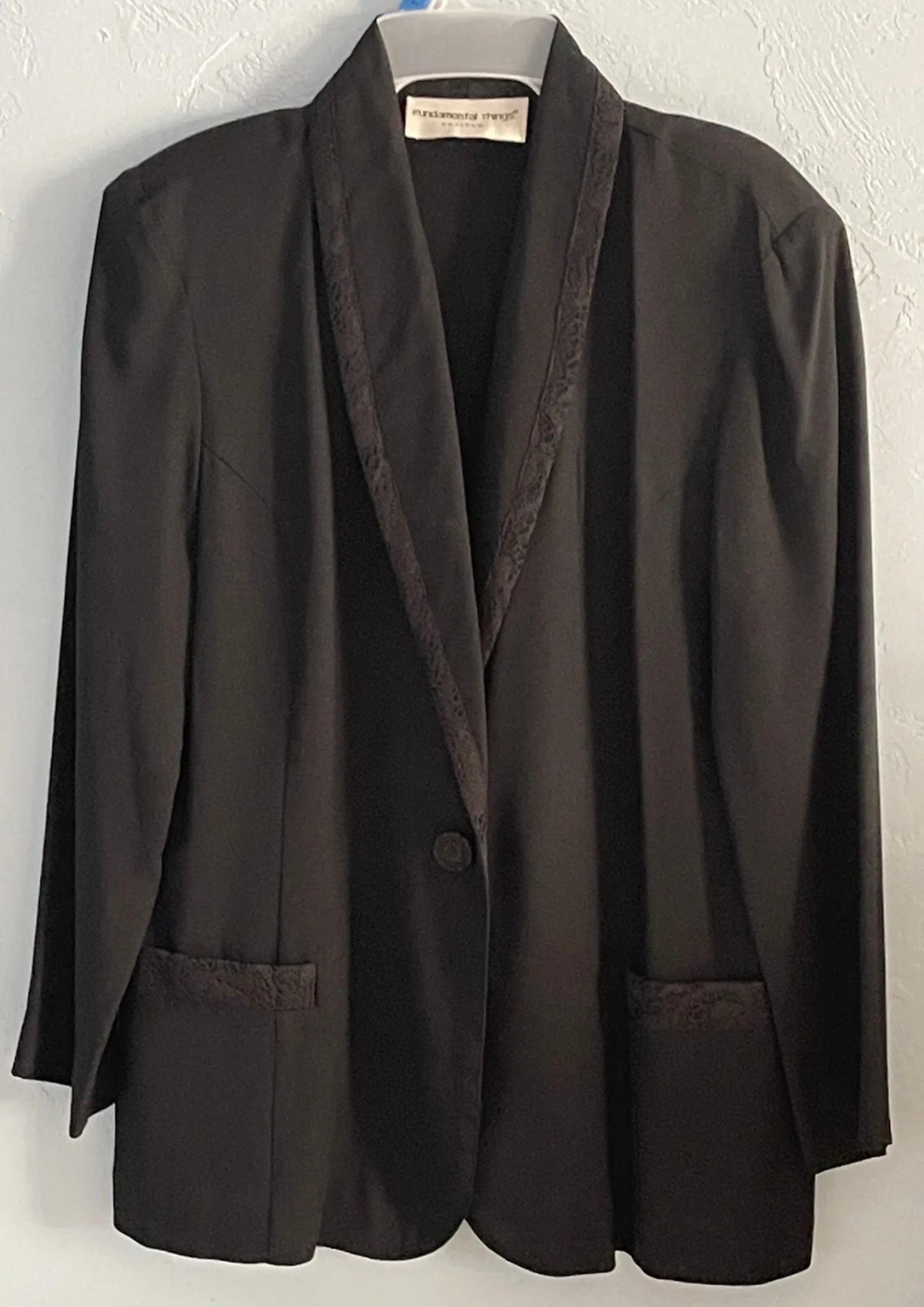 Fundamental Things Women’s Petite Size 12 Acetate/Nylon Black Blazer w/ Lace