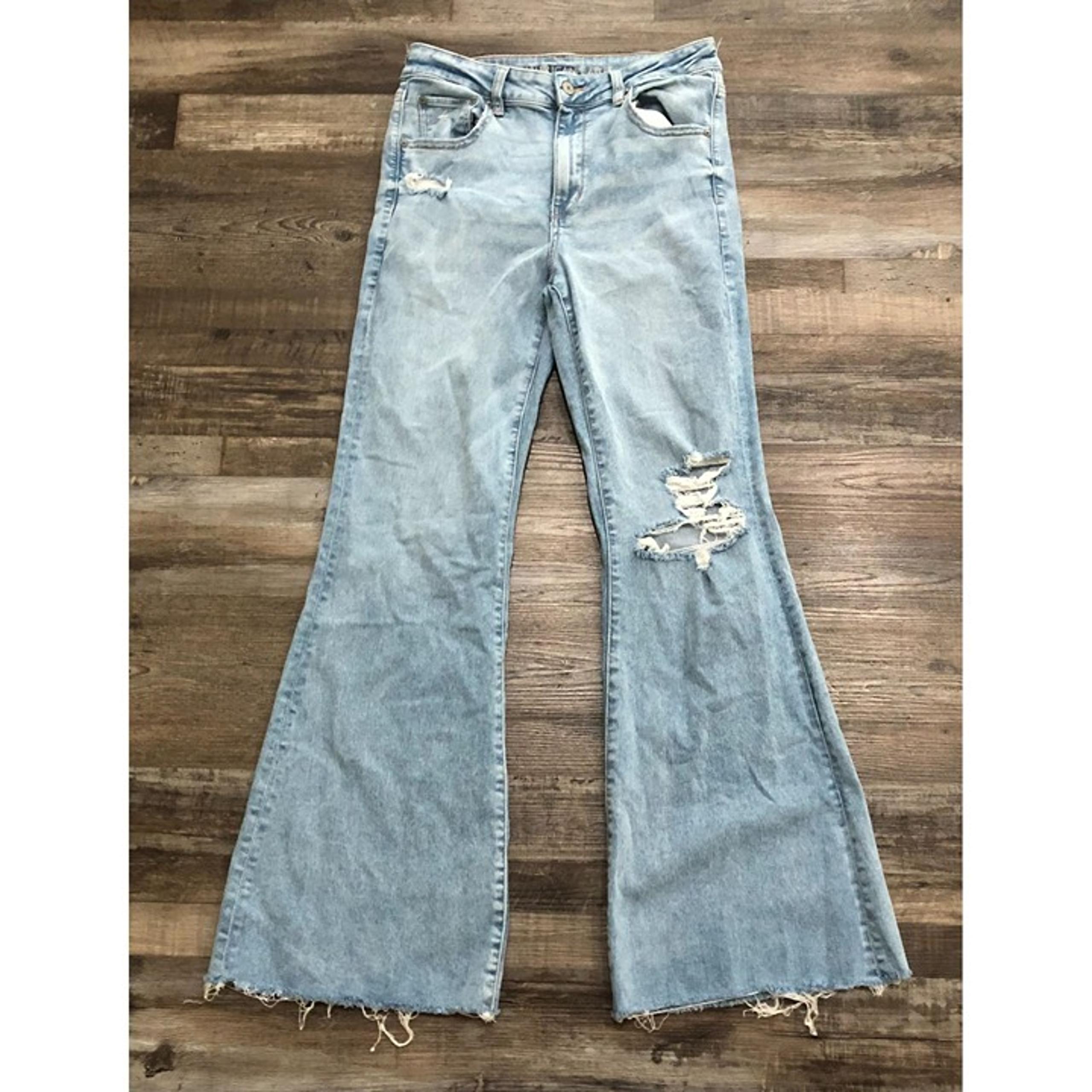 American Eagle Womens 12 Super High Rise Flare Leg Blue Jeans New without Tags