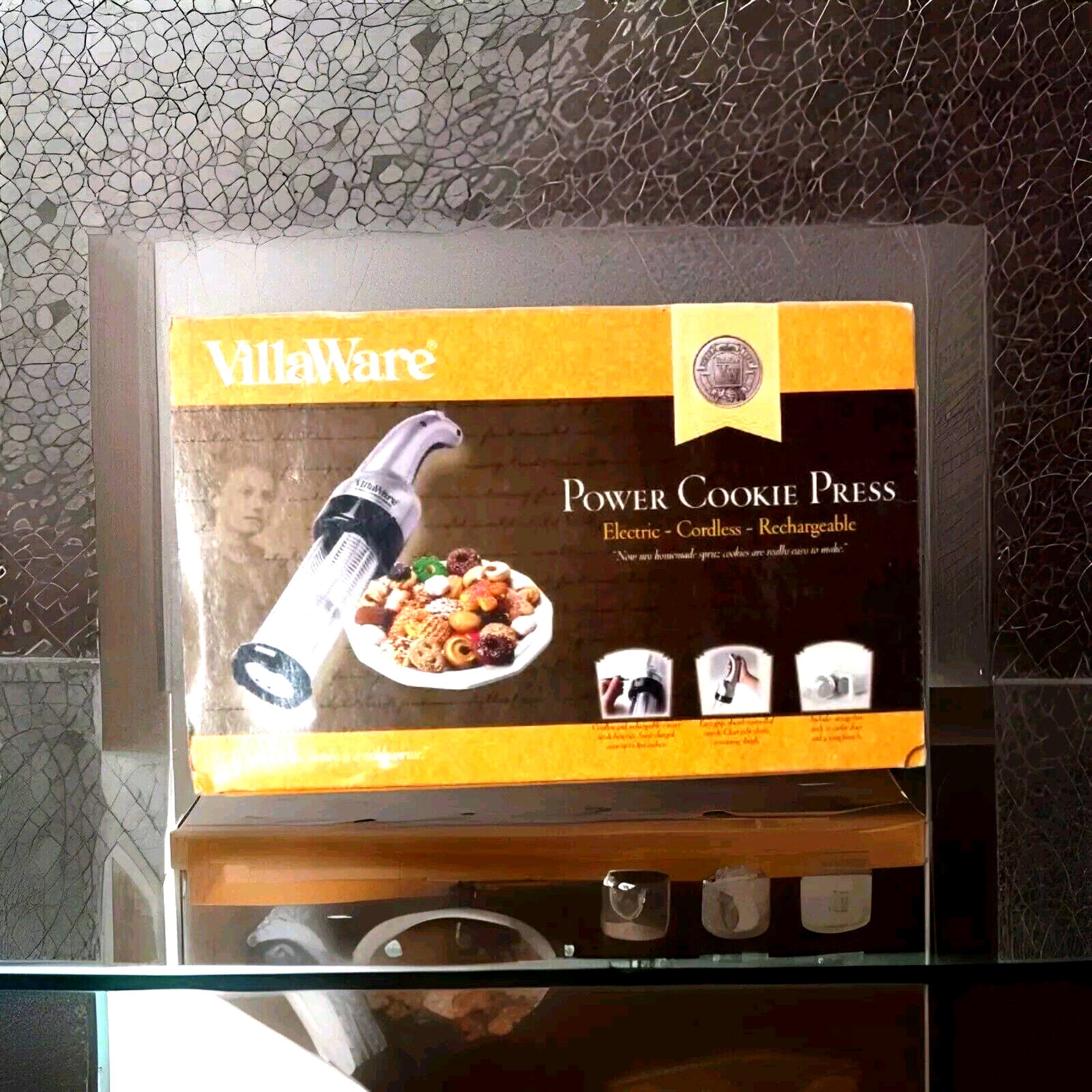 VillaWare Cookie Press cordless rechargeable cookie discs 4 icing Tips