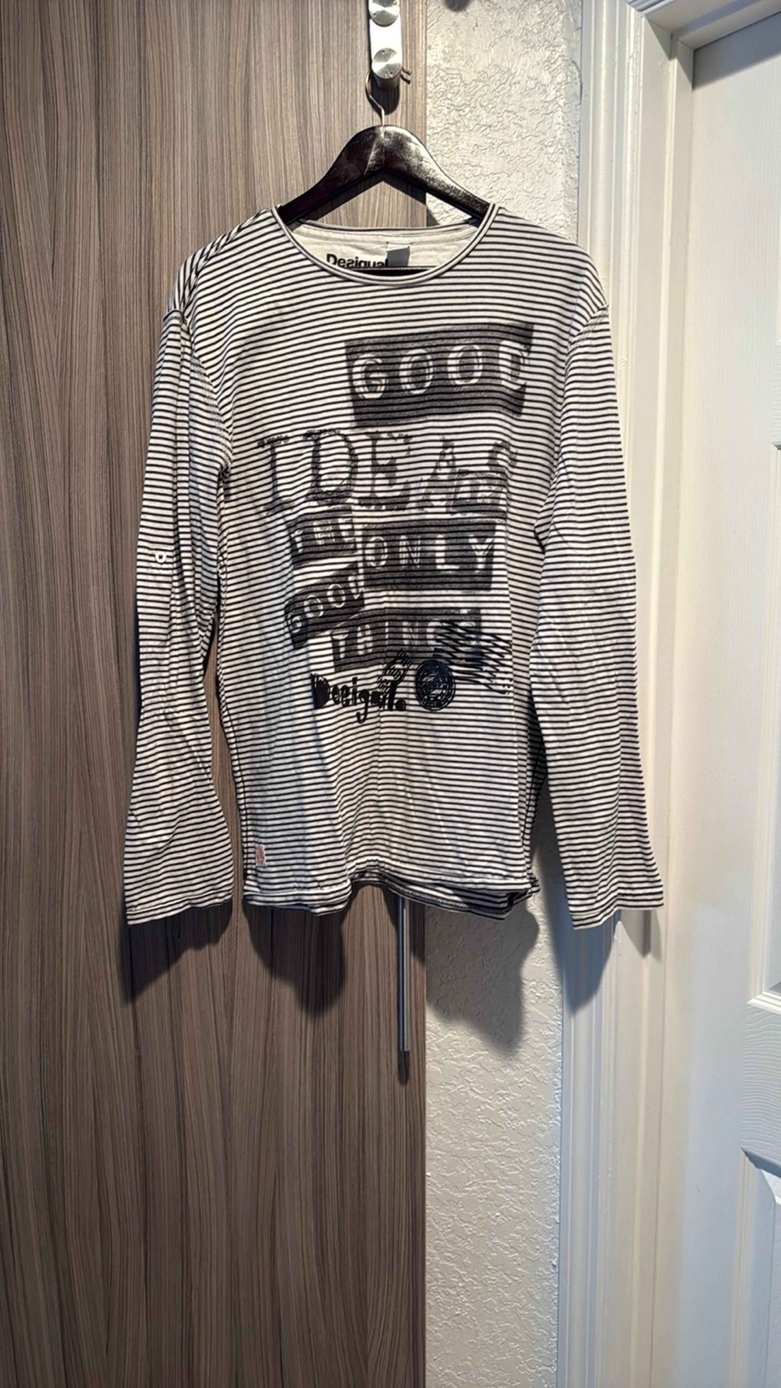 Desigual tshirt