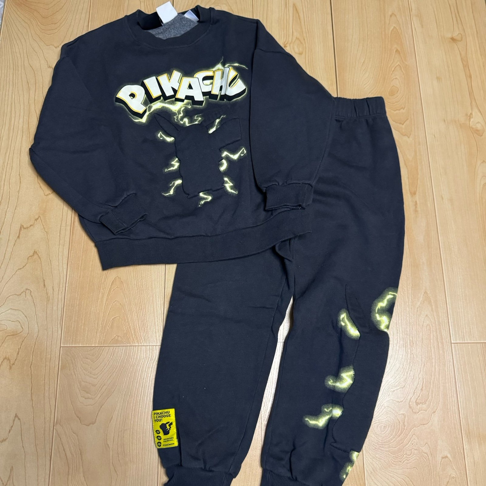 ZARA Pokémon Pikachu set grey